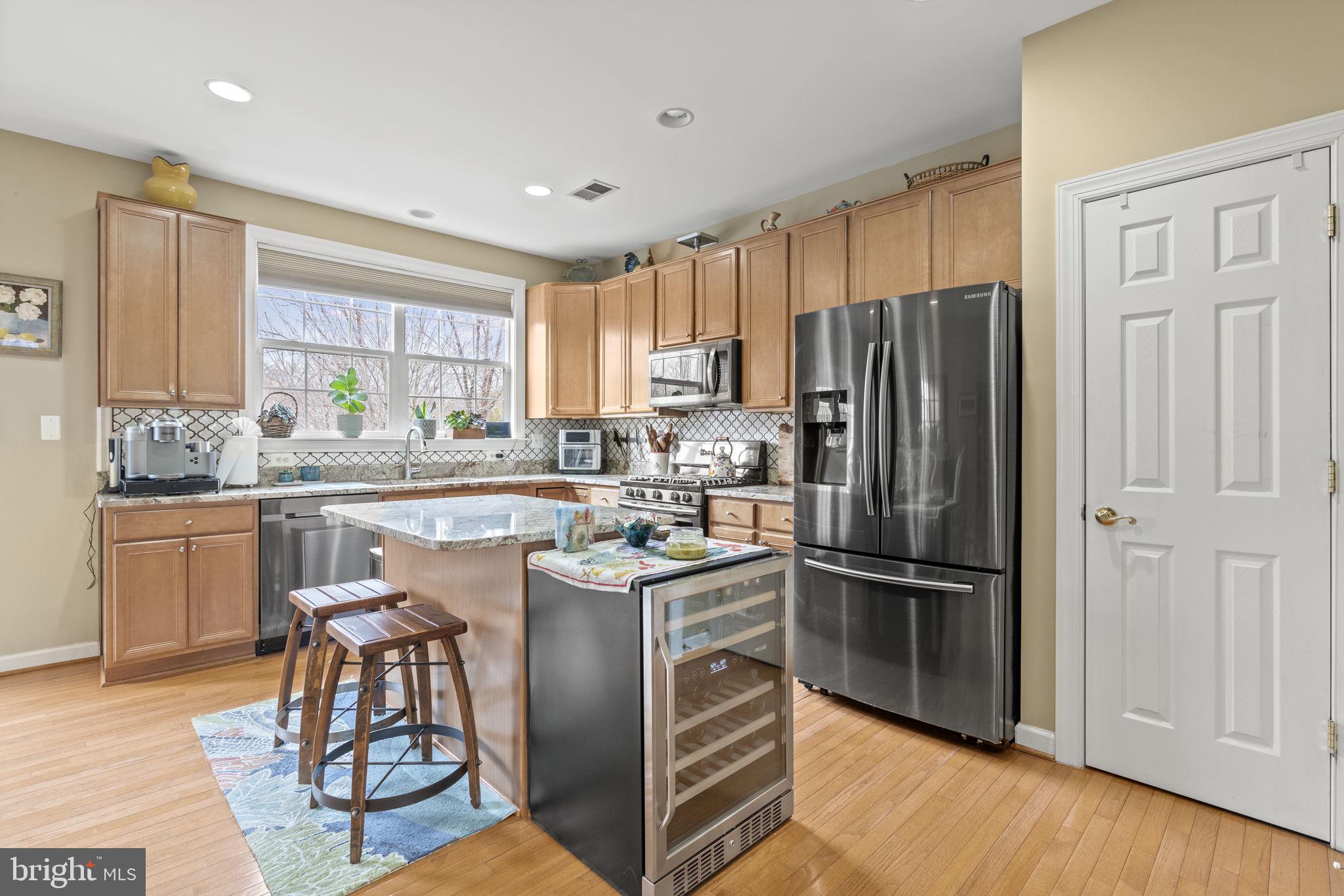 RIVERSIDE STATION - Residential