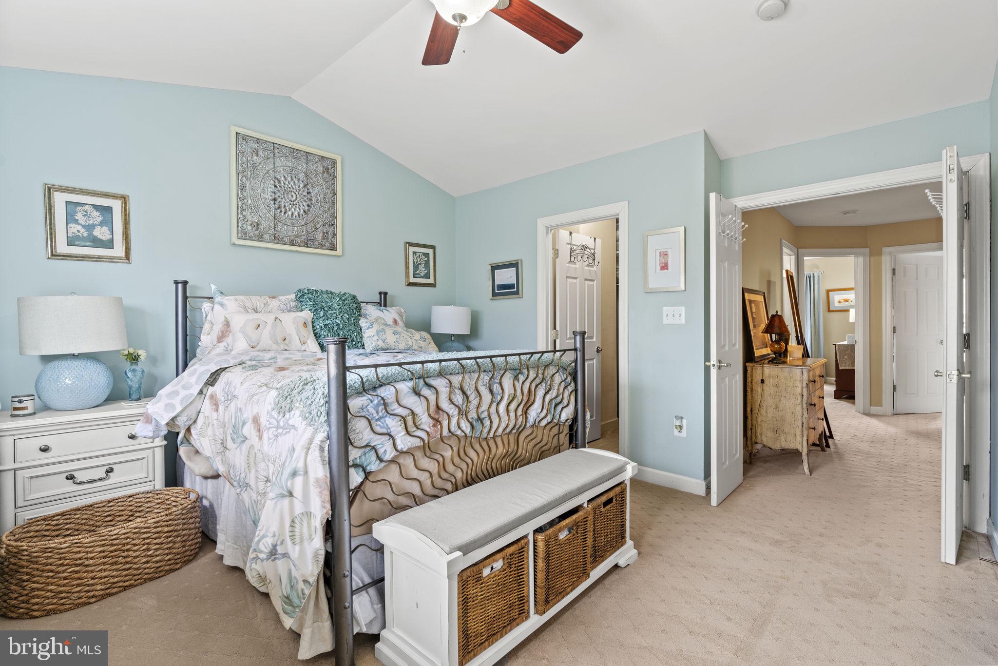 RIVERSIDE STATION - Residential