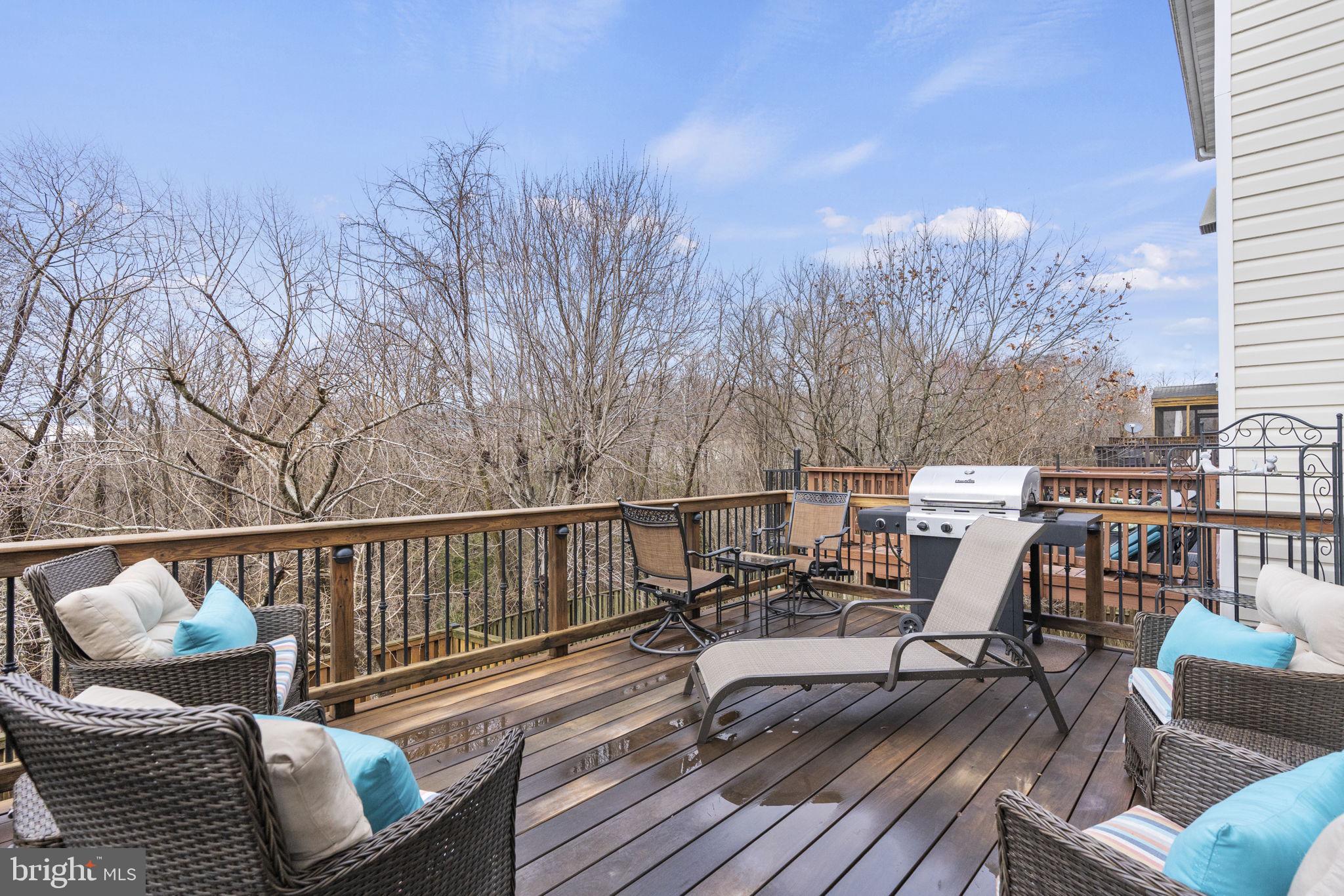 RIVERSIDE STATION - Residential