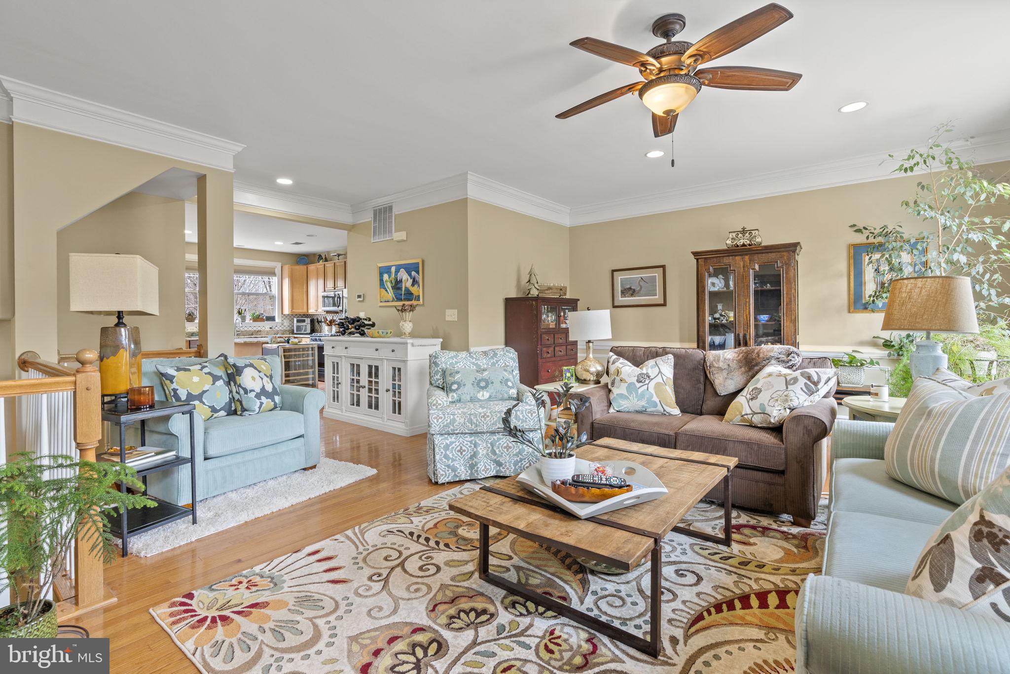 RIVERSIDE STATION - Residential