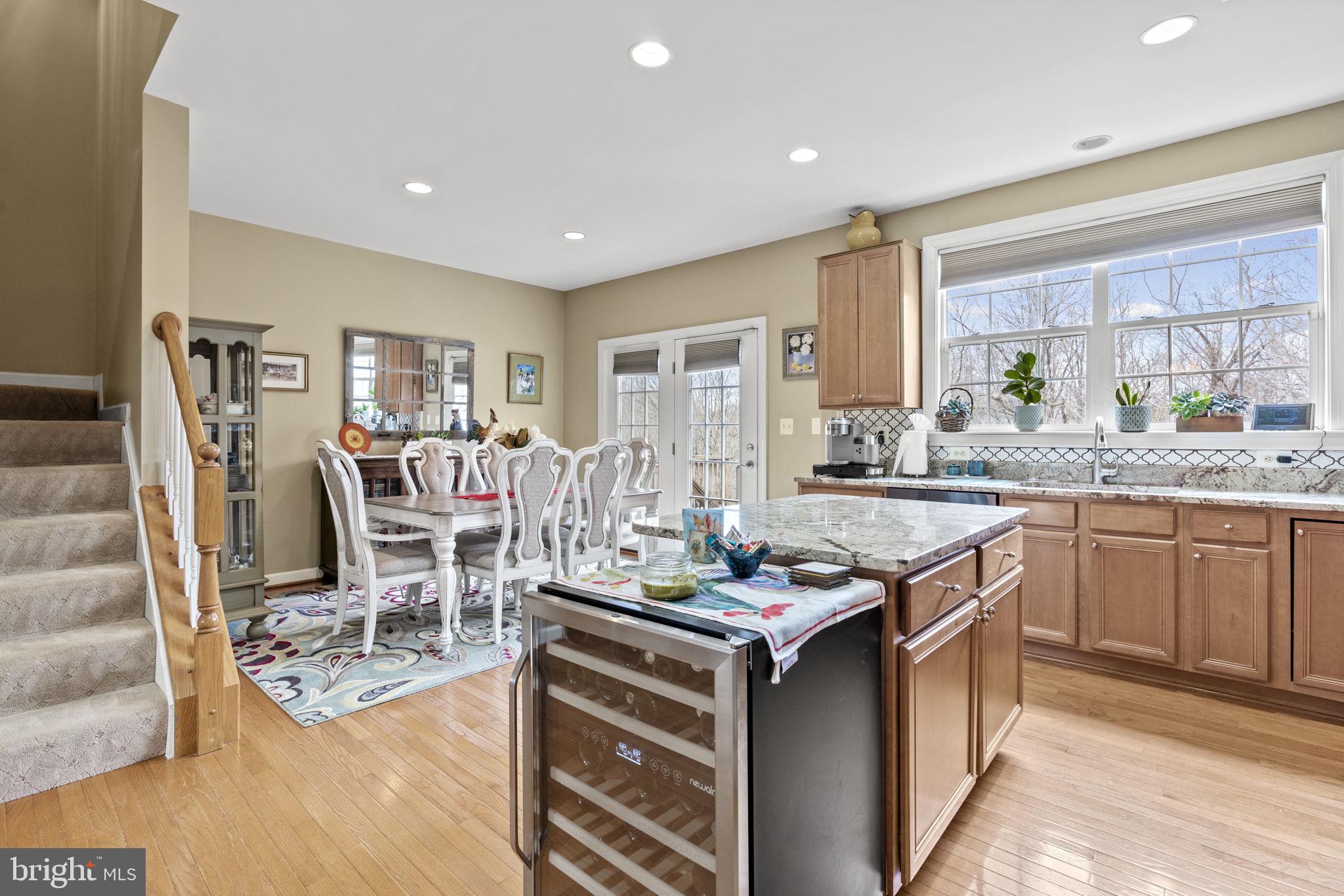 RIVERSIDE STATION - Residential