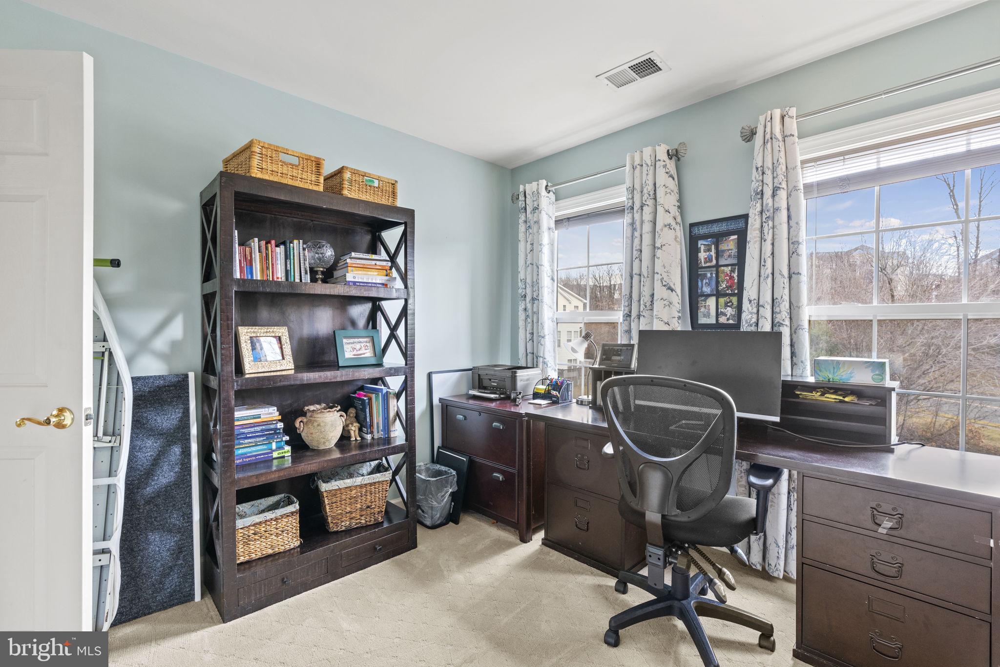 RIVERSIDE STATION - Residential