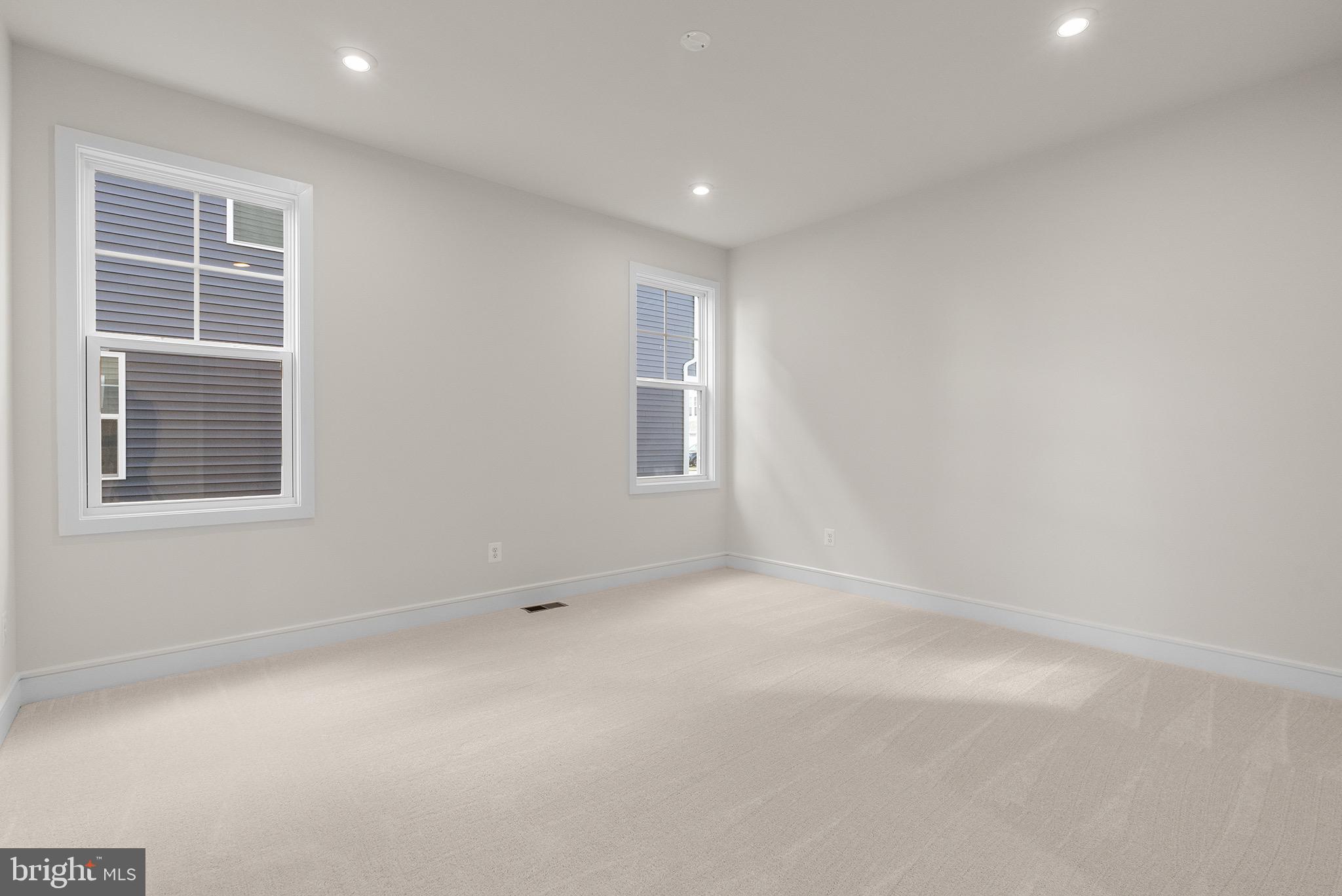 LAKE FREDERICK - Residential