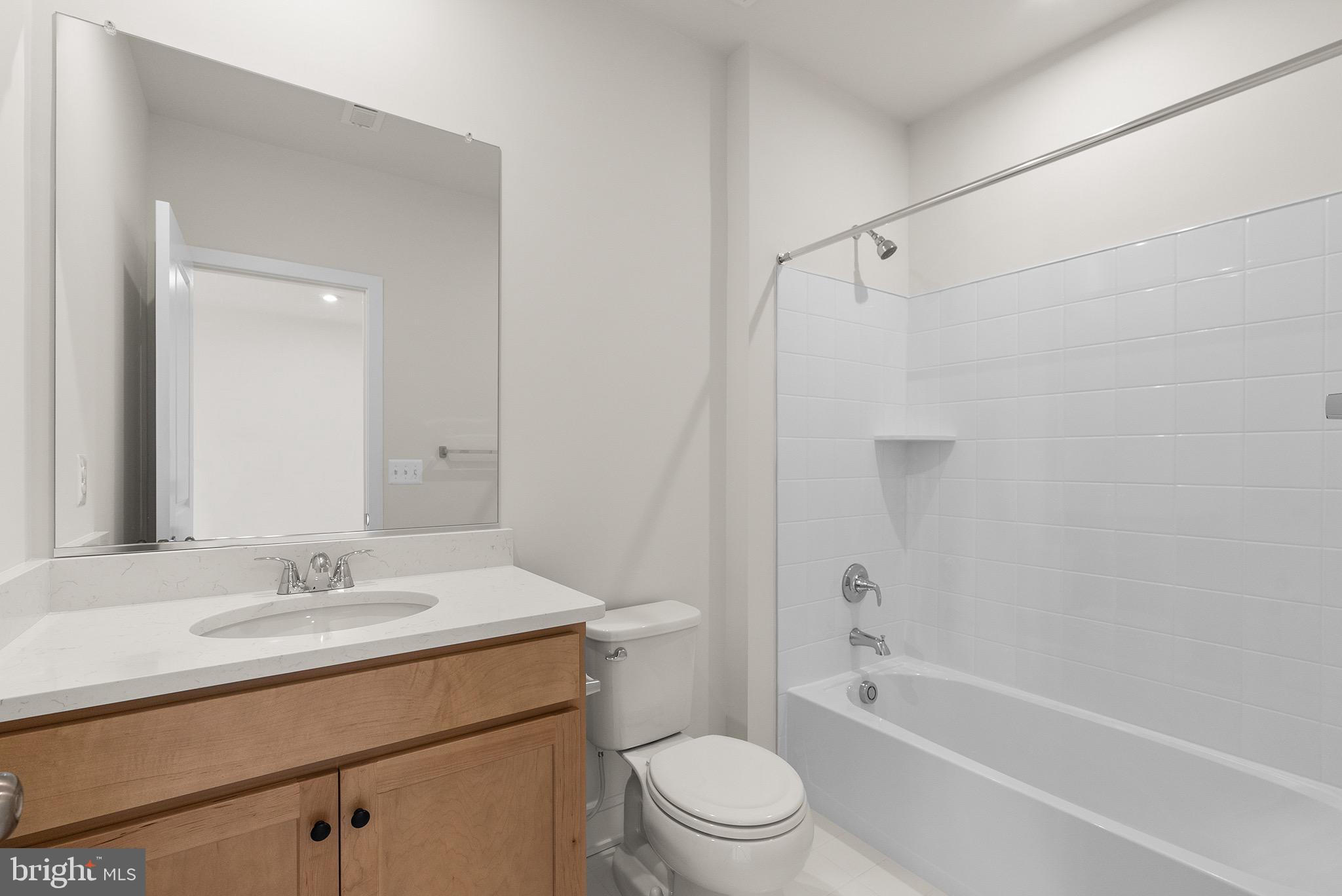 LAKE FREDERICK - Residential