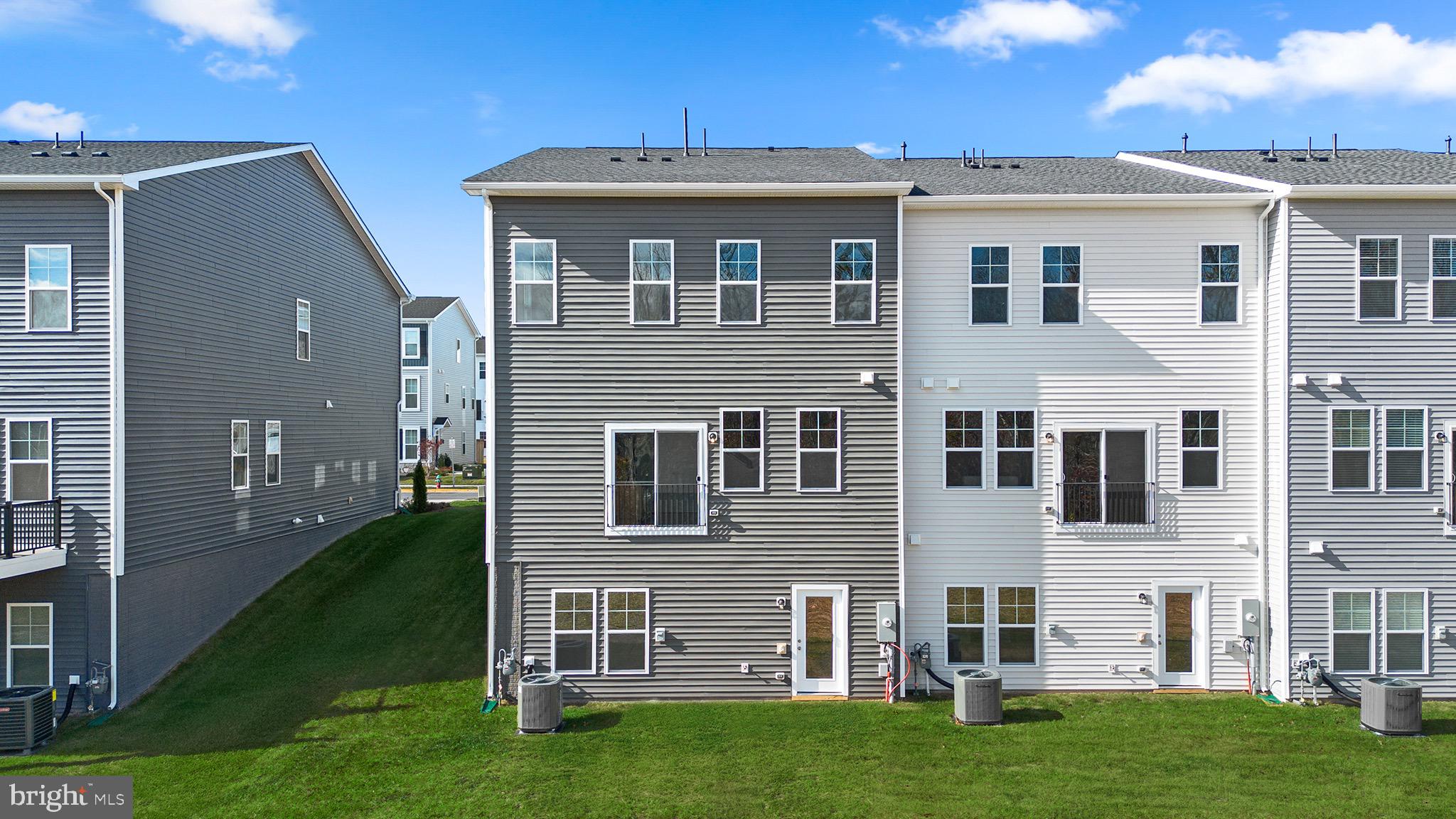 LAKE FREDERICK - Residential