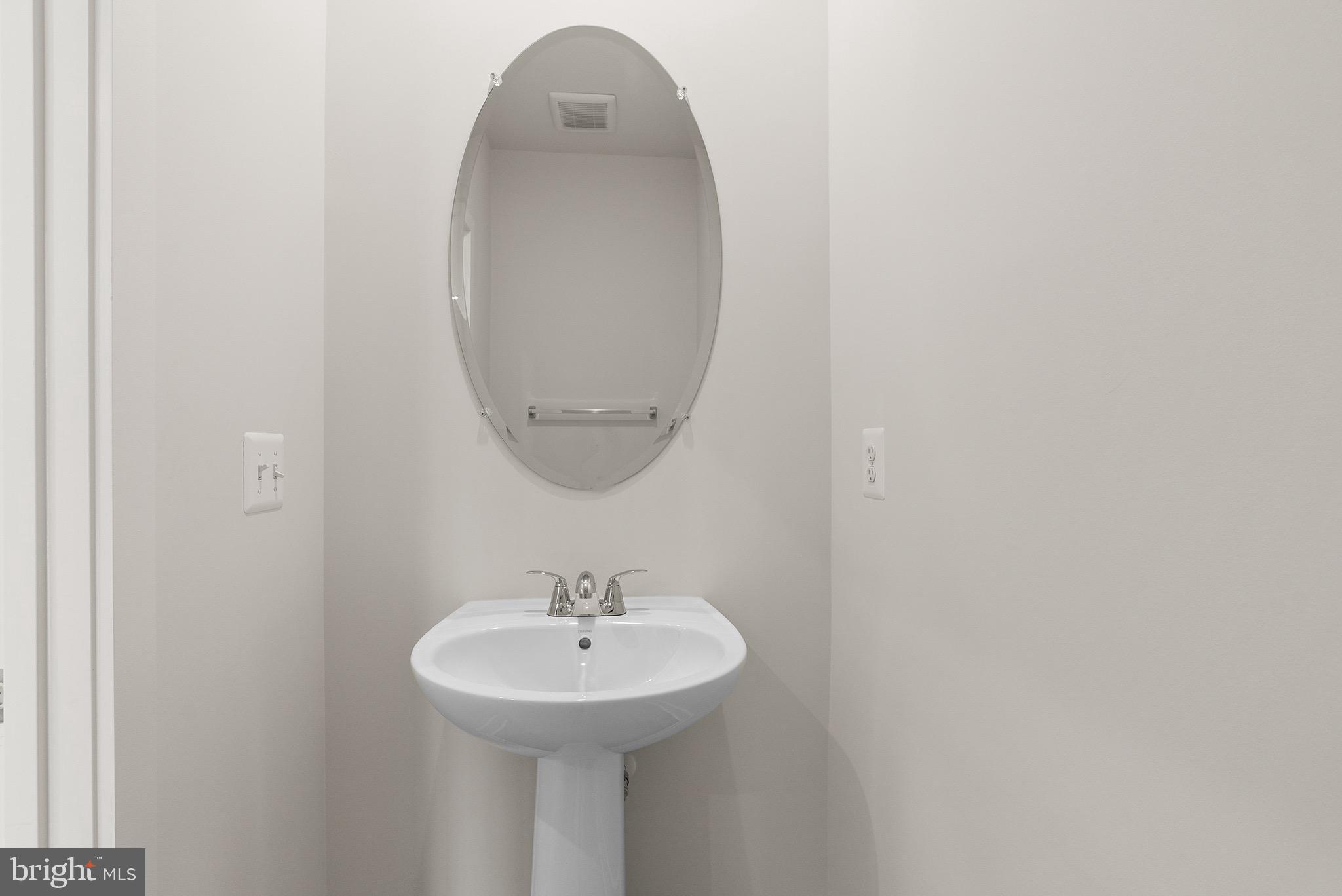 LAKE FREDERICK - Residential