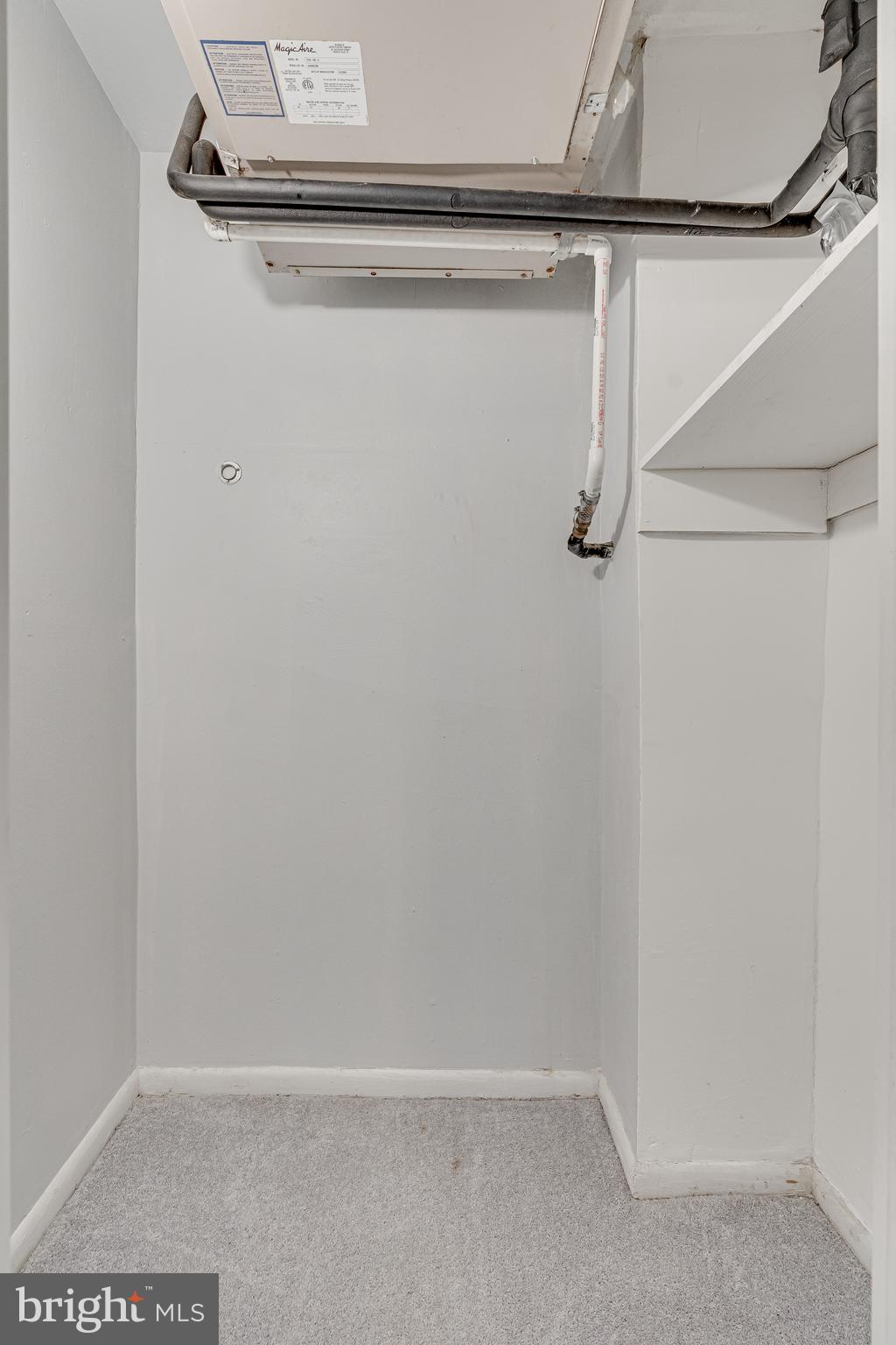 FOXCROFT COLONY CONDOS - Residential