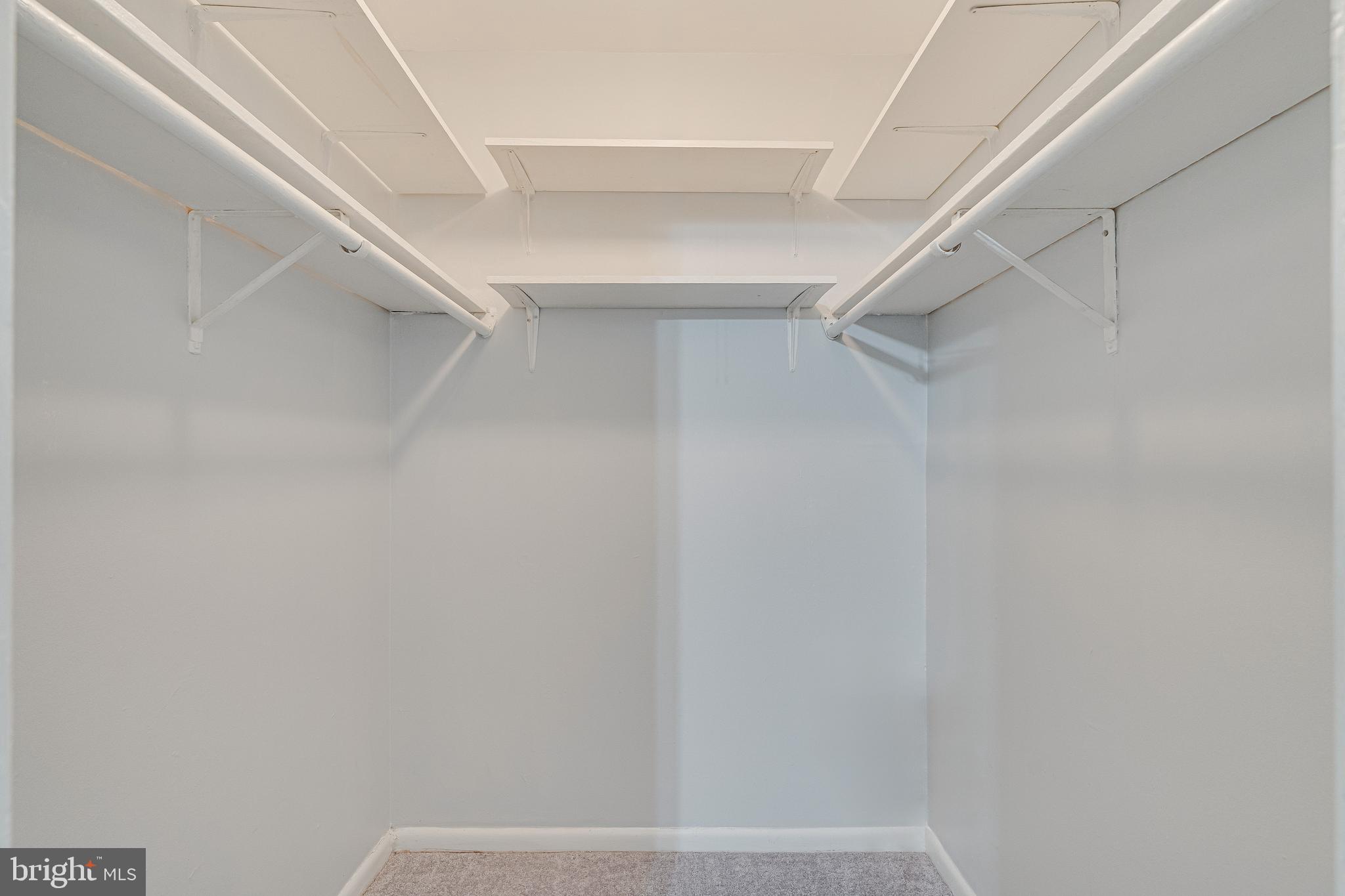 FOXCROFT COLONY CONDOS - Residential