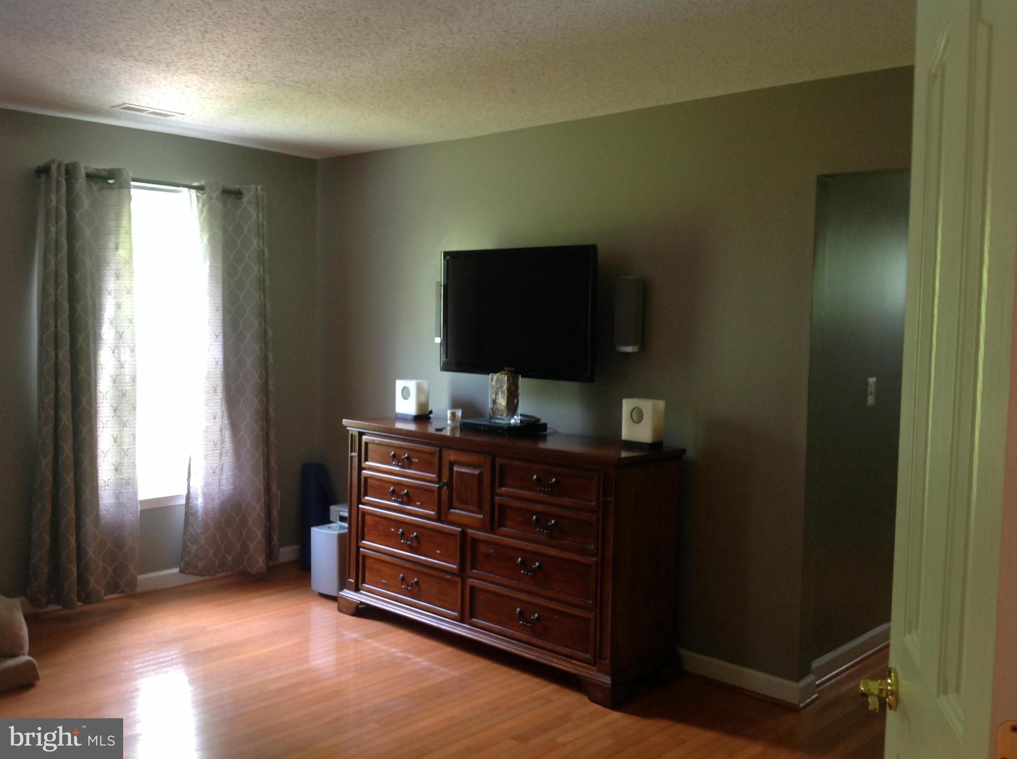 WHISPER CREEK SUB - Residential