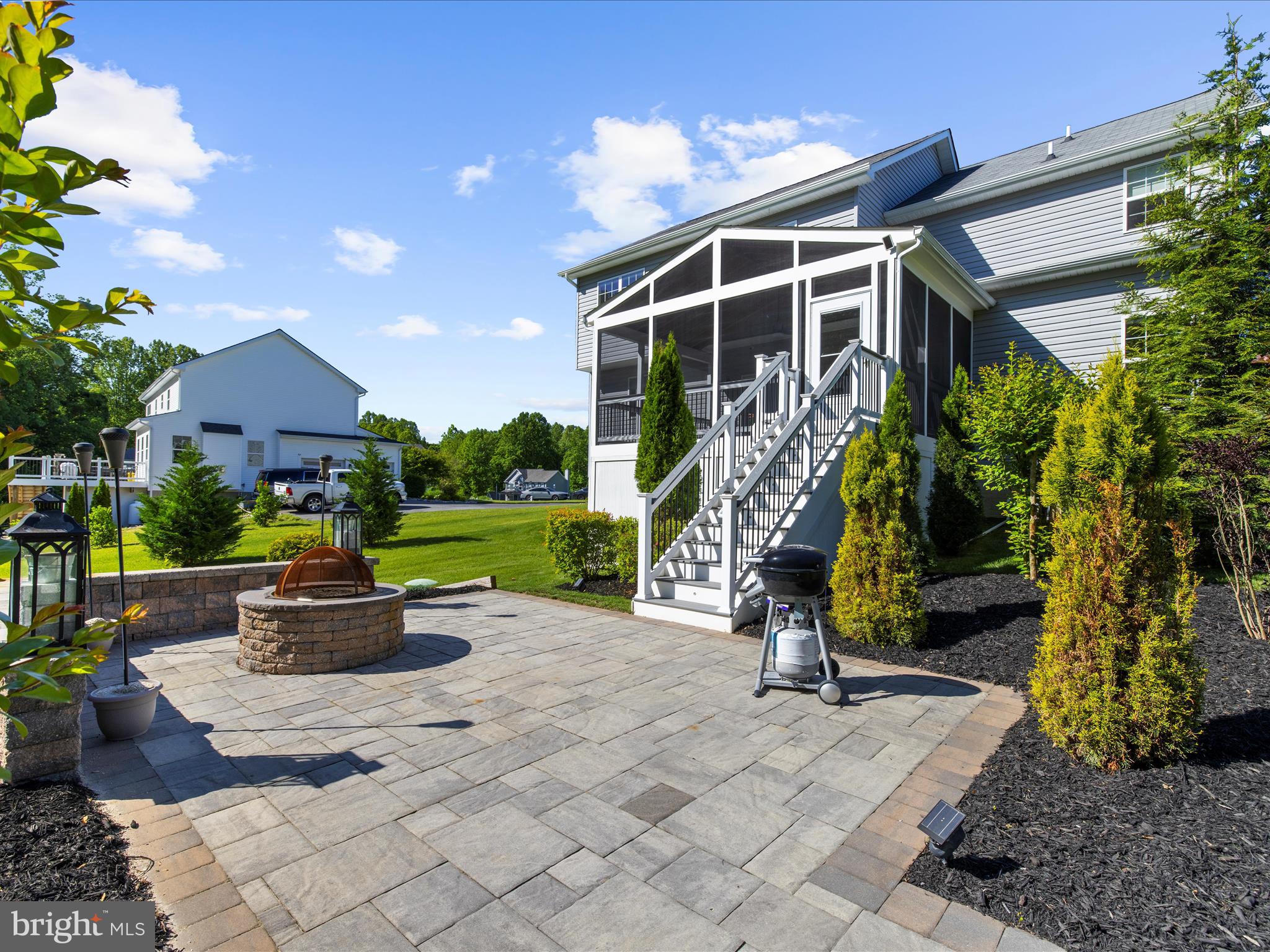 CARDINAL'S CREST - Residential