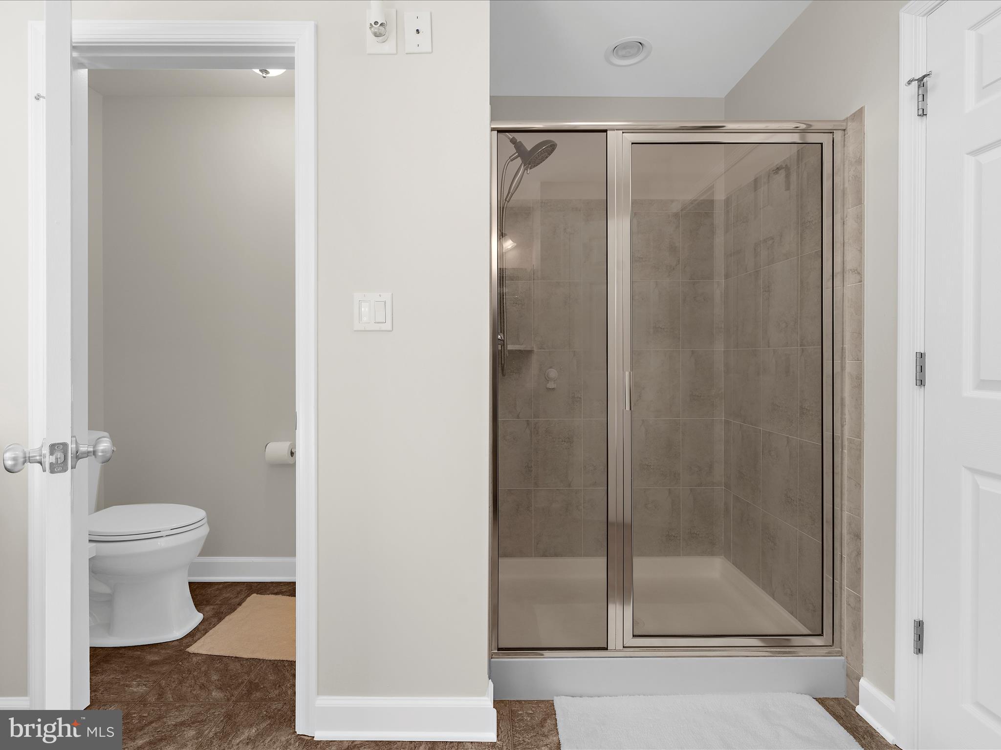 CARDINAL'S CREST - Residential