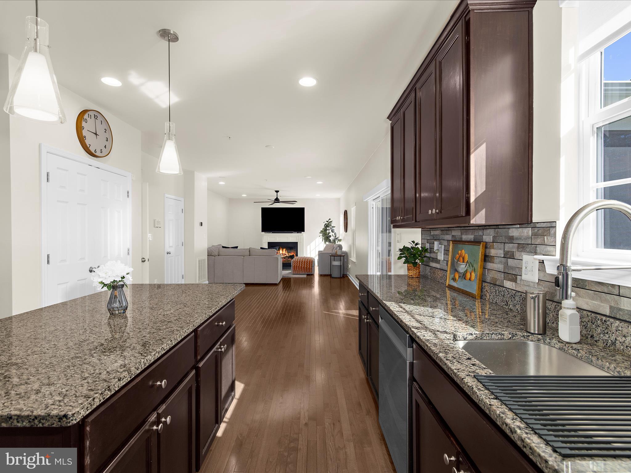 CARDINAL'S CREST - Residential