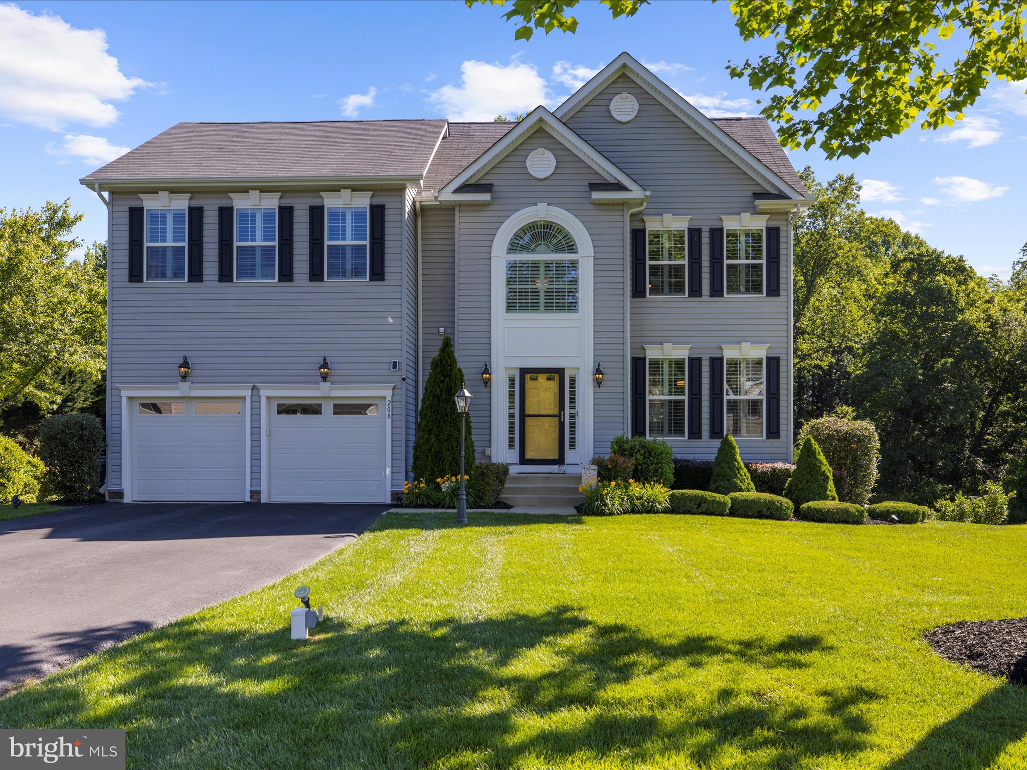 CARDINAL'S CREST - Residential