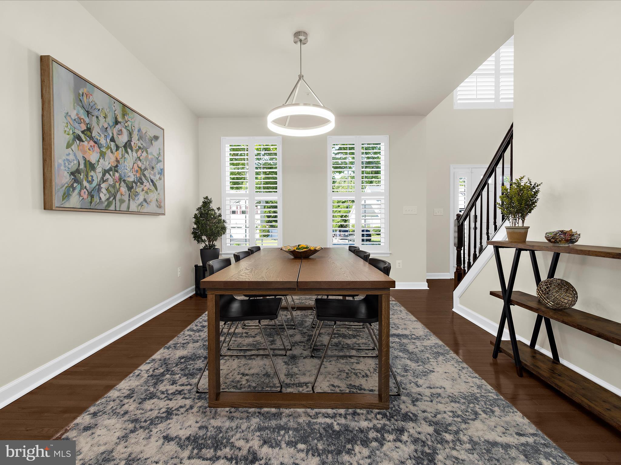 CARDINAL'S CREST - Residential