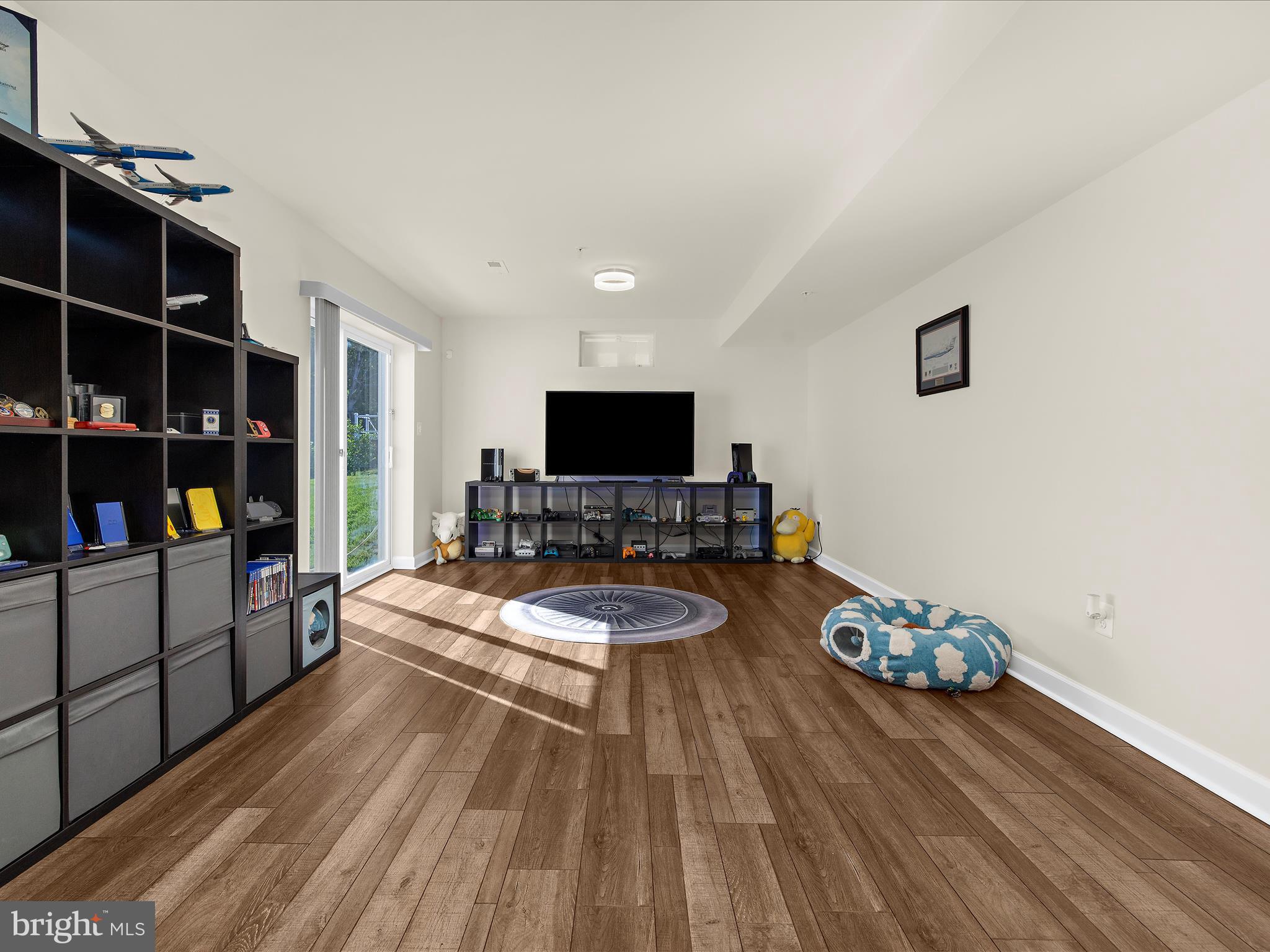 CARDINAL'S CREST - Residential