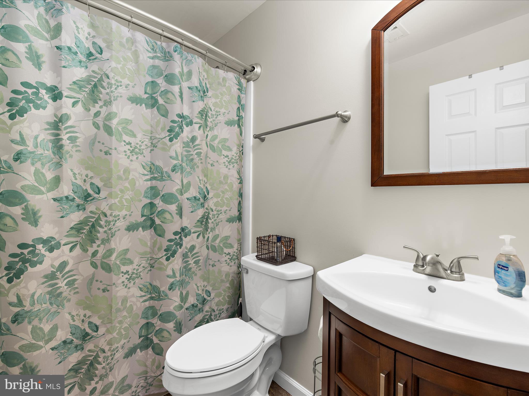 CARDINAL'S CREST - Residential