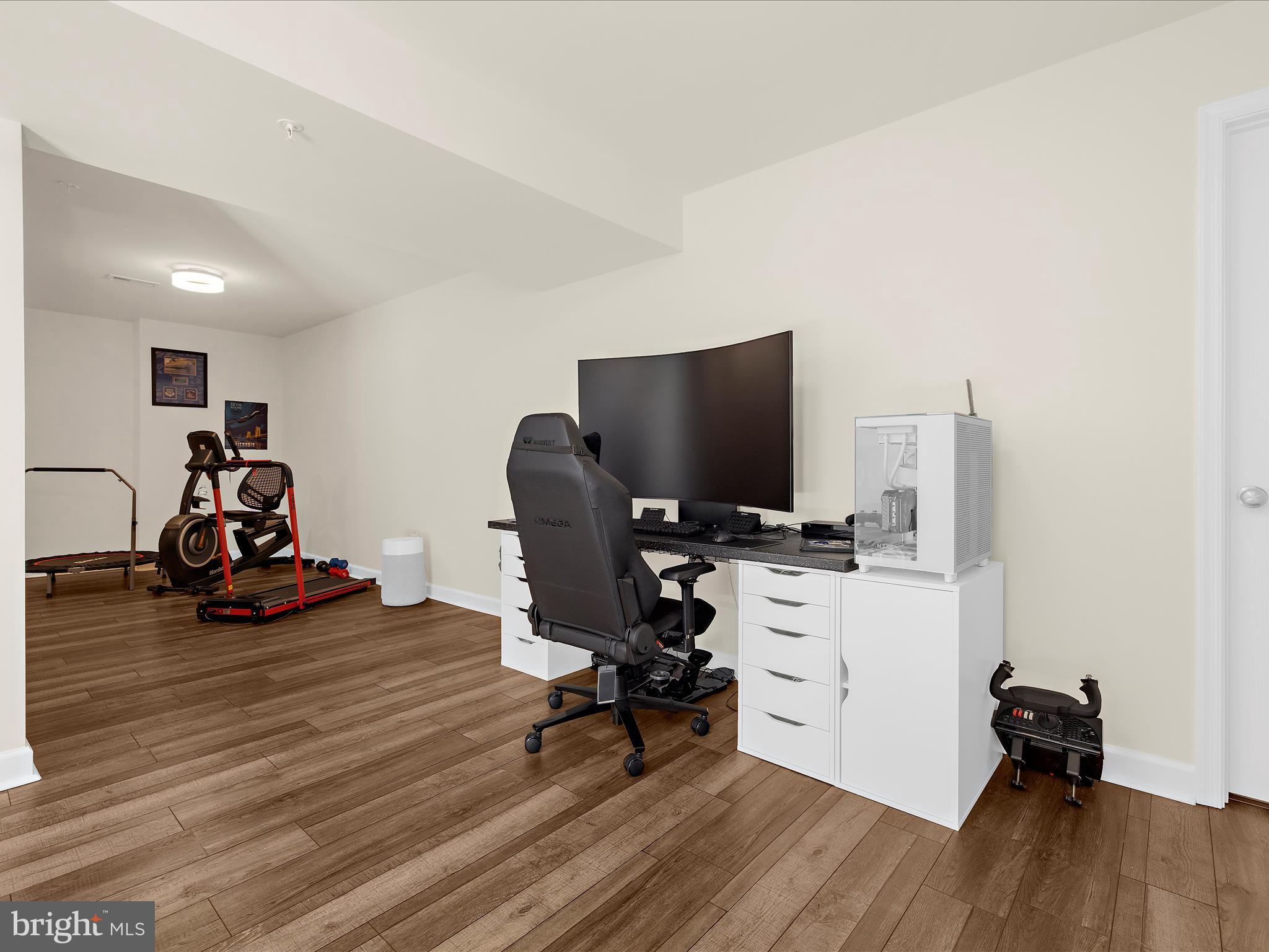 CARDINAL'S CREST - Residential