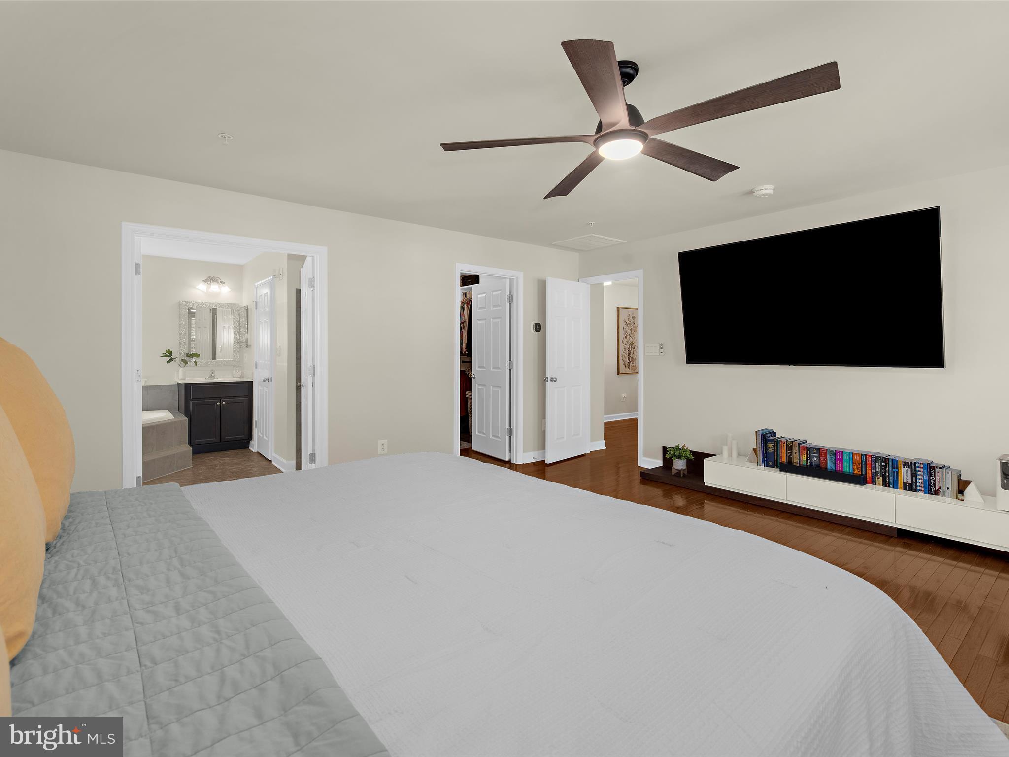 CARDINAL'S CREST - Residential