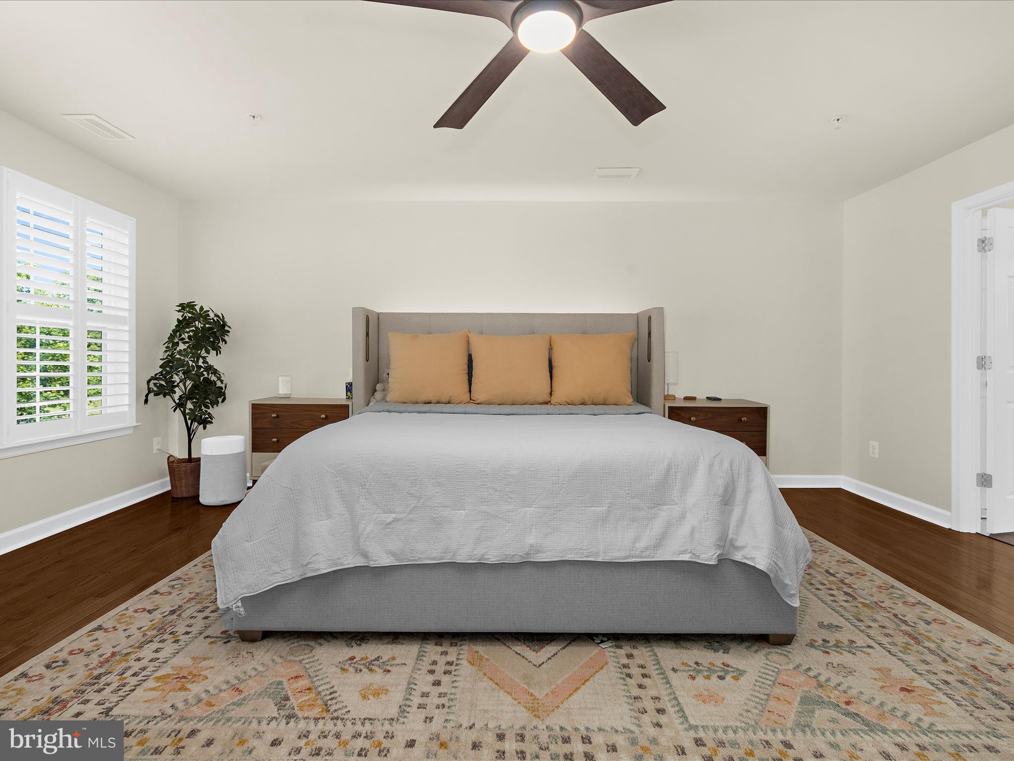 CARDINAL'S CREST - Residential