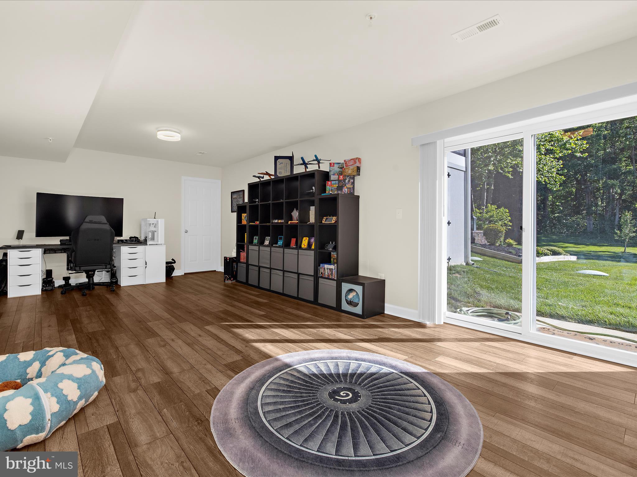 CARDINAL'S CREST - Residential