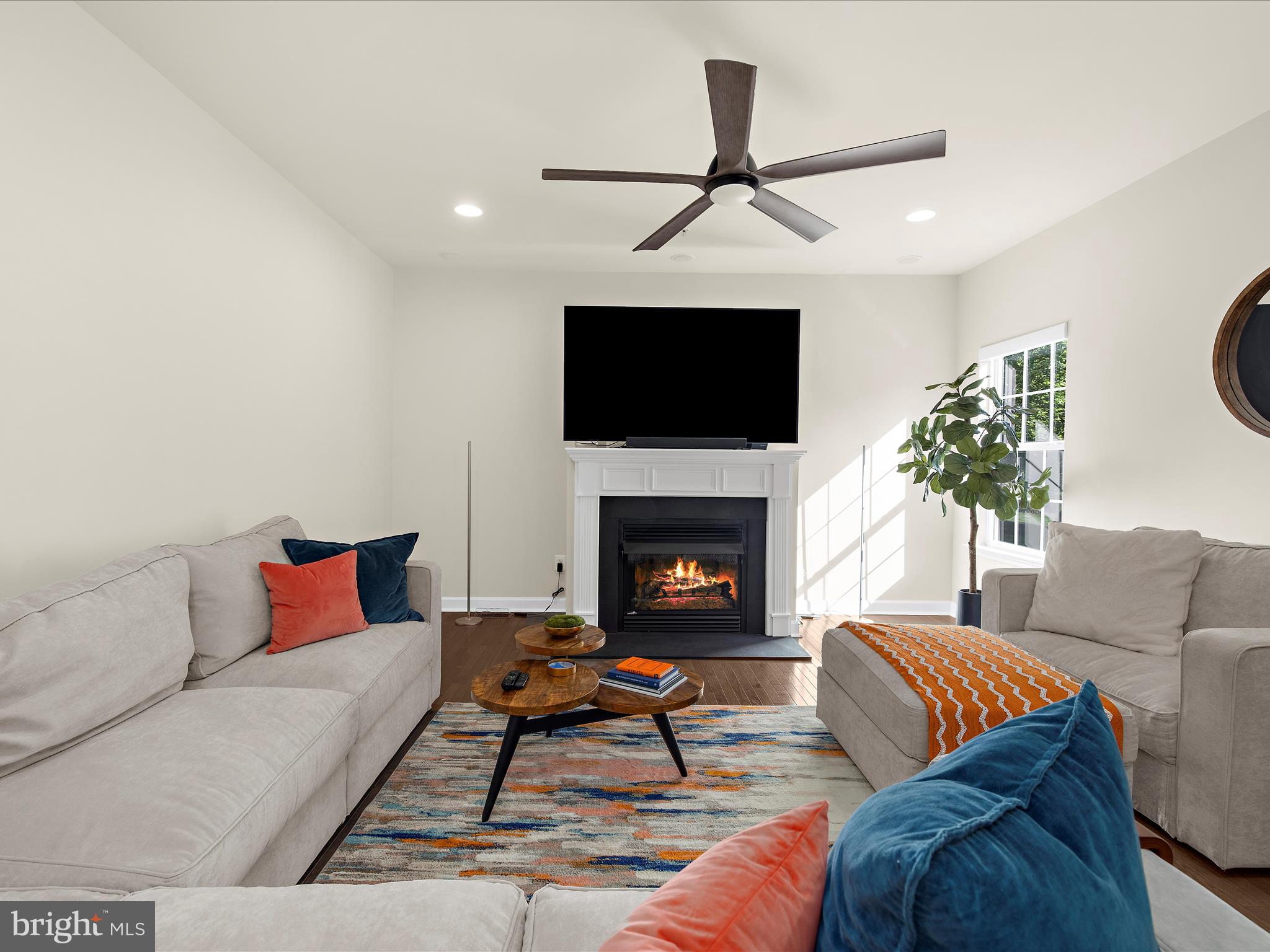 CARDINAL'S CREST - Residential