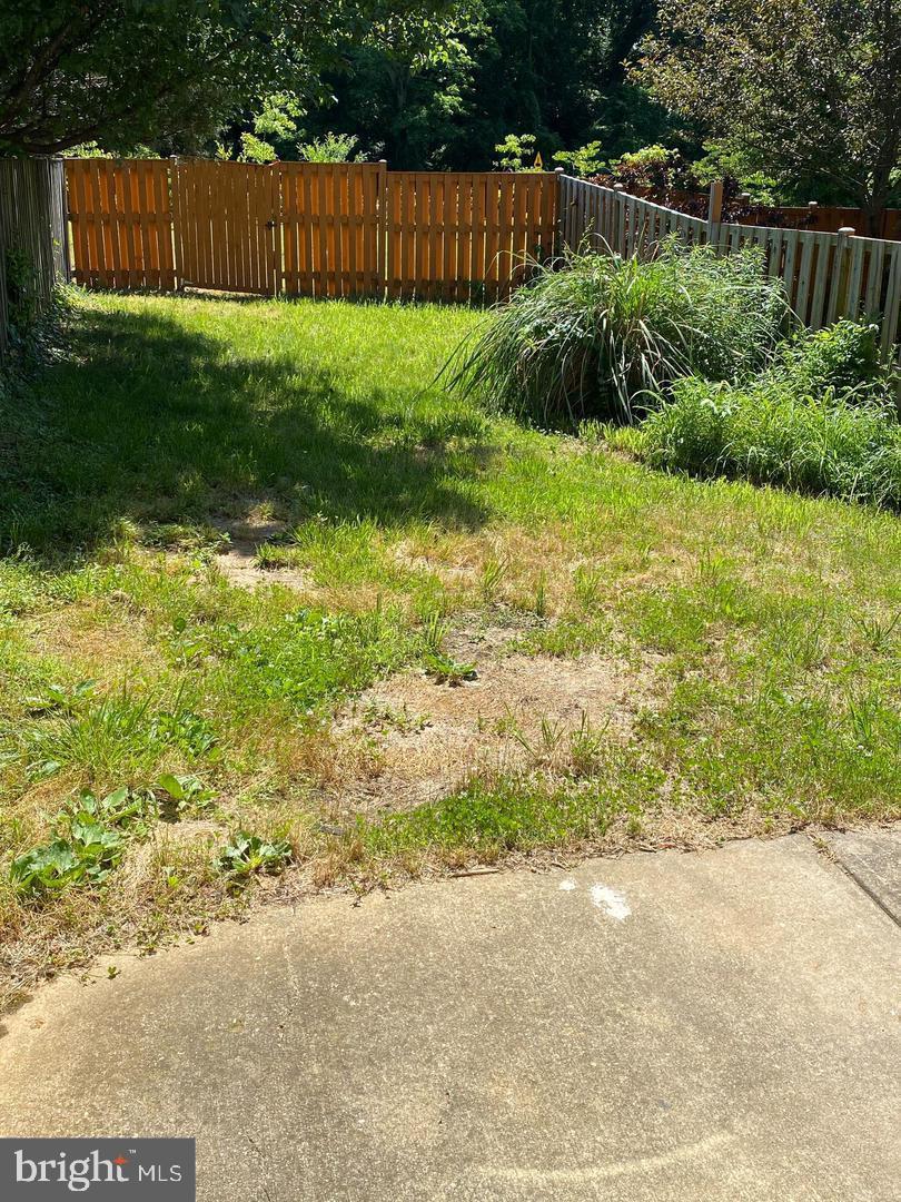ADMIRALS WALK - Residential Lease