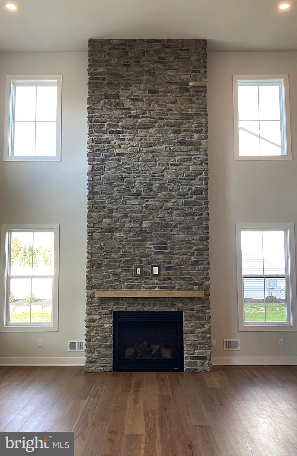 DOYLESTOWN WALK - Residential