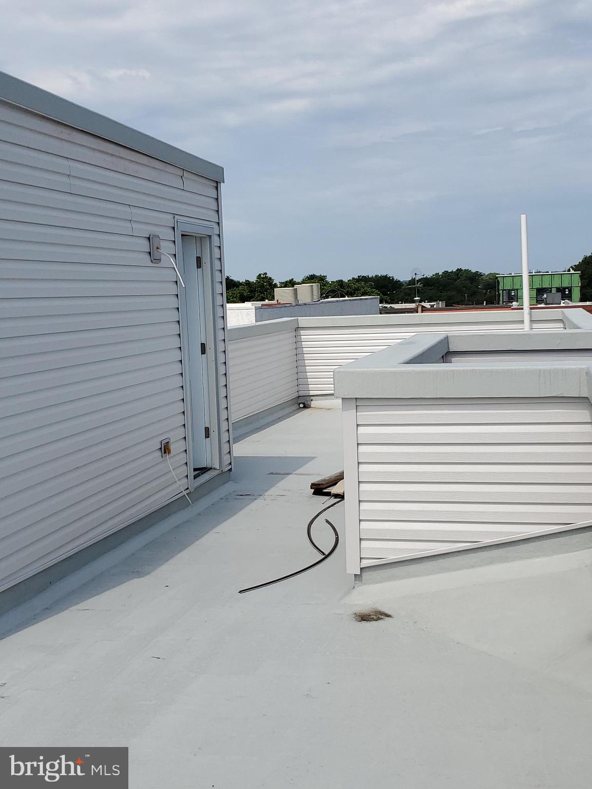 PHILADELPHIA (NORTH) - Residential Lease