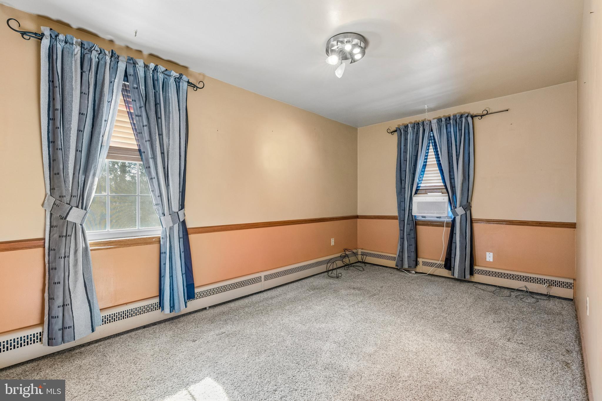 BUSTLETON - Residential