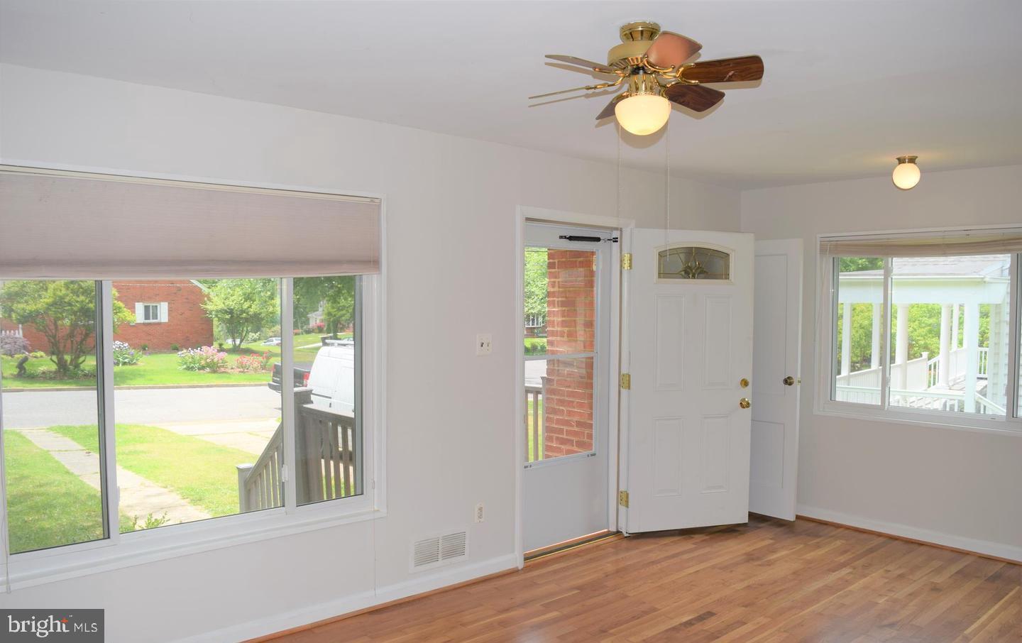 146 FRENCH STREET N