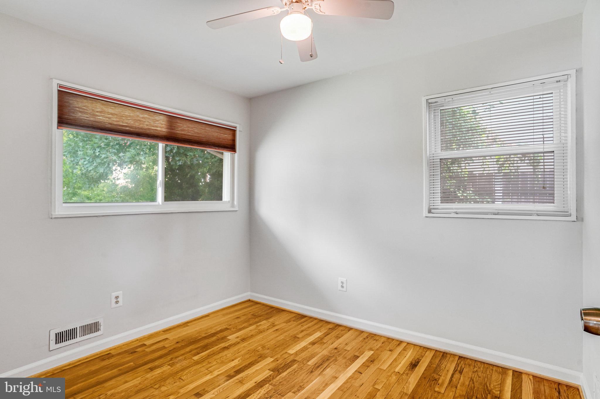 DALECREST - Residential Lease