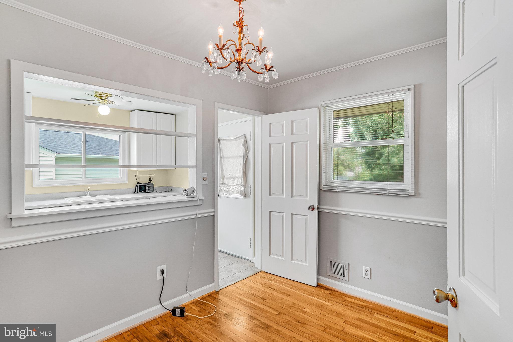 DALECREST - Residential Lease