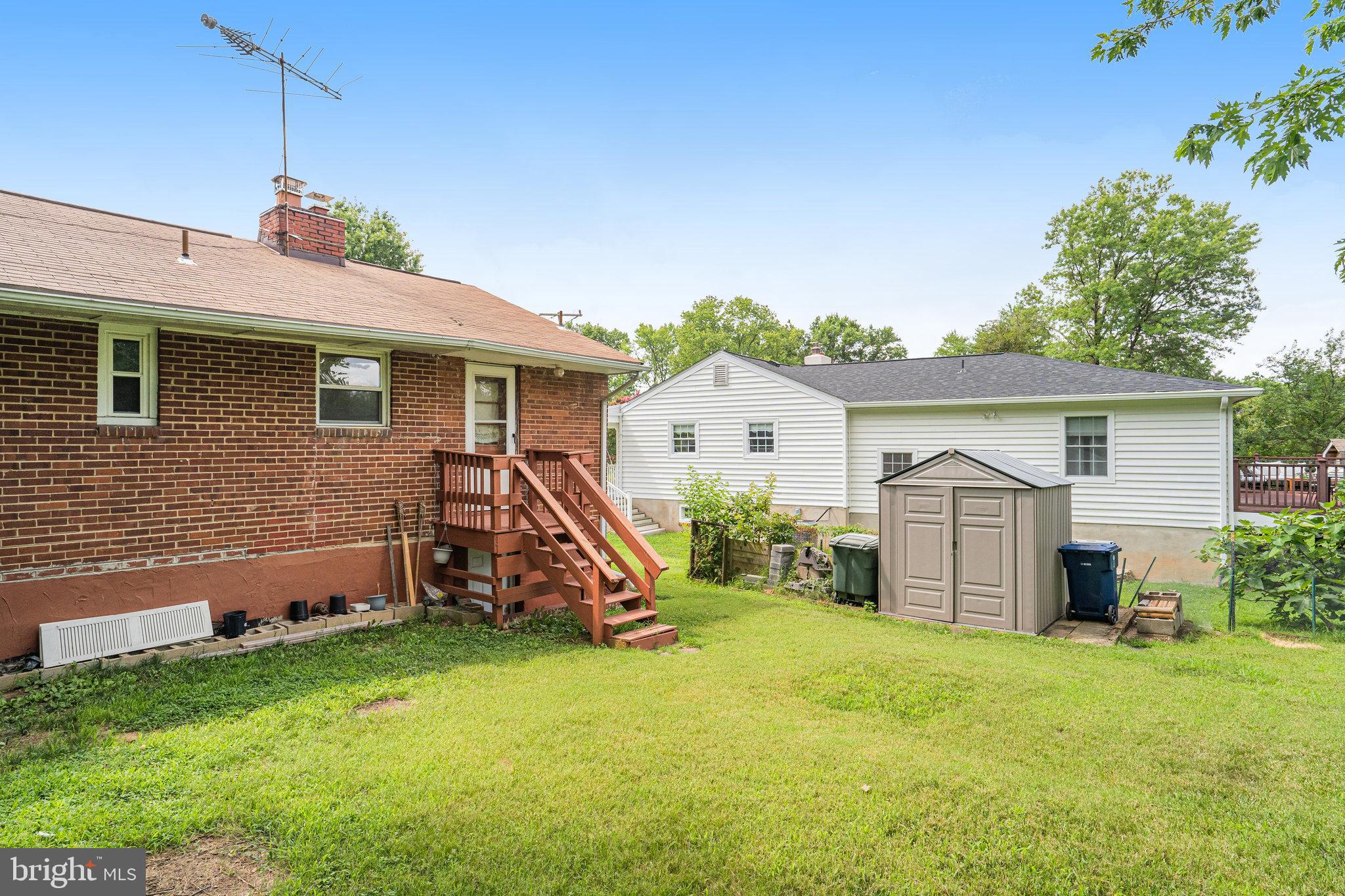 DALECREST - Residential Lease