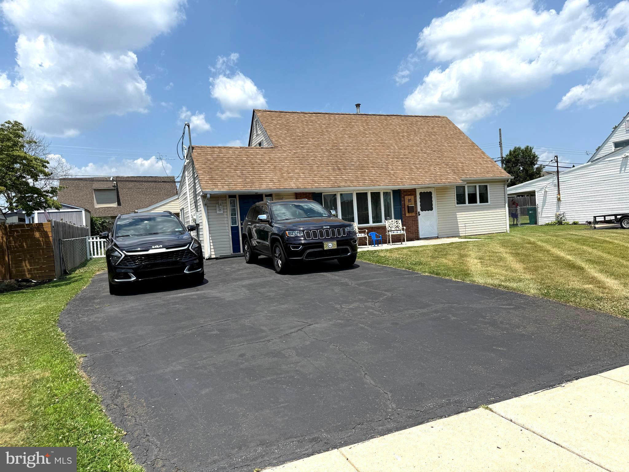 81 QUEEN LILY ROAD