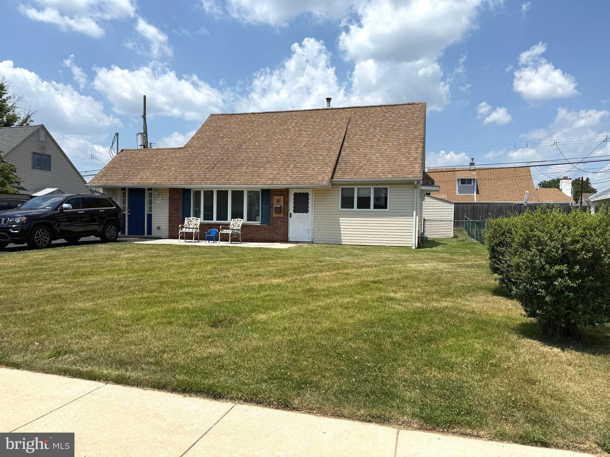 81 QUEEN LILY ROAD