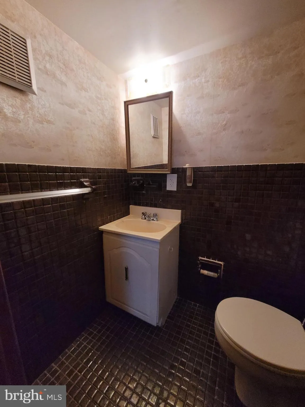 Drexel Hill, Pennsylvania 19026, United States, 4 Bedrooms Bedrooms, ,2 BathroomsBathrooms,Residential,Active,179725