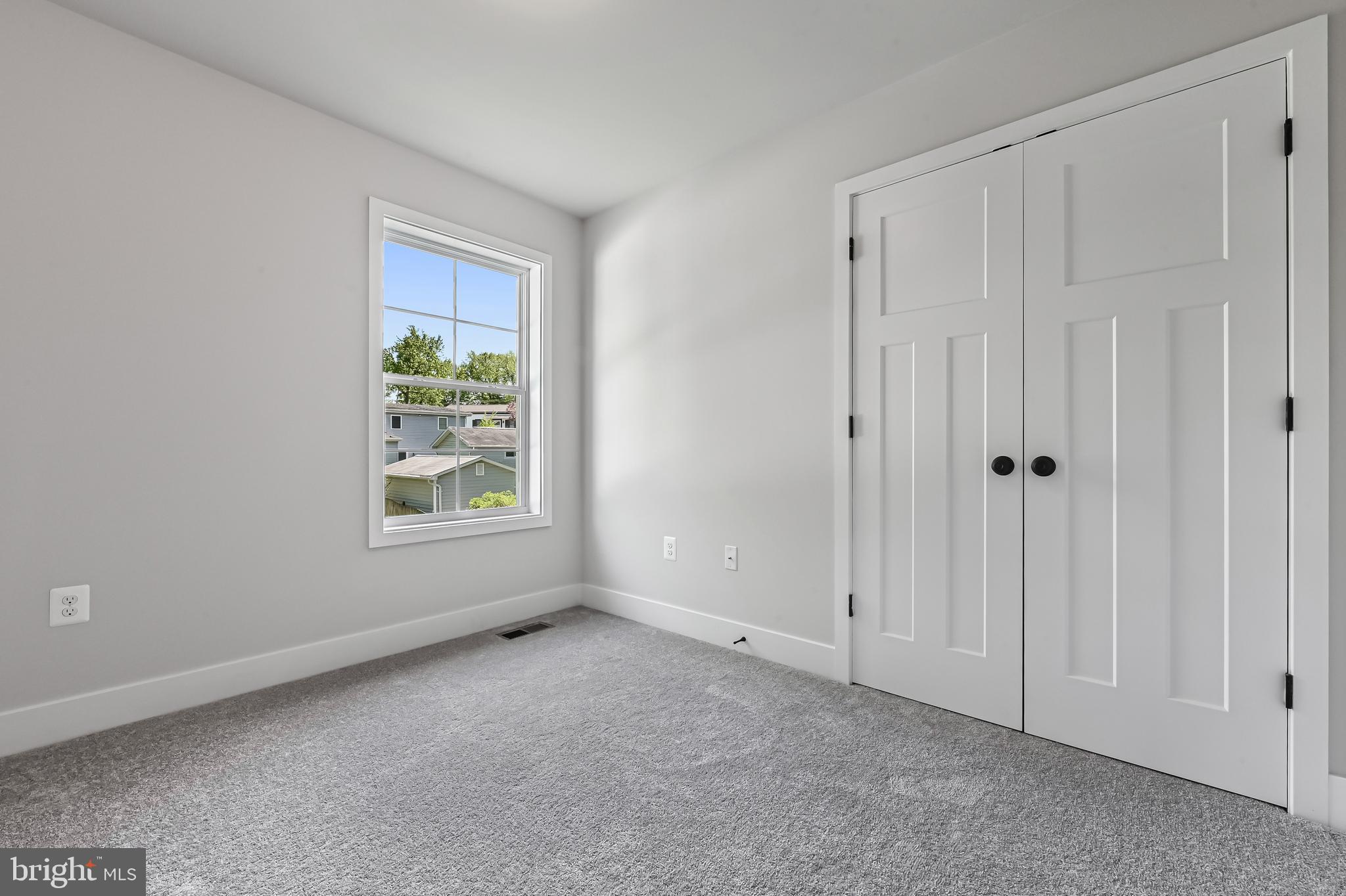 LOCH HAVEN BEACH - Residential