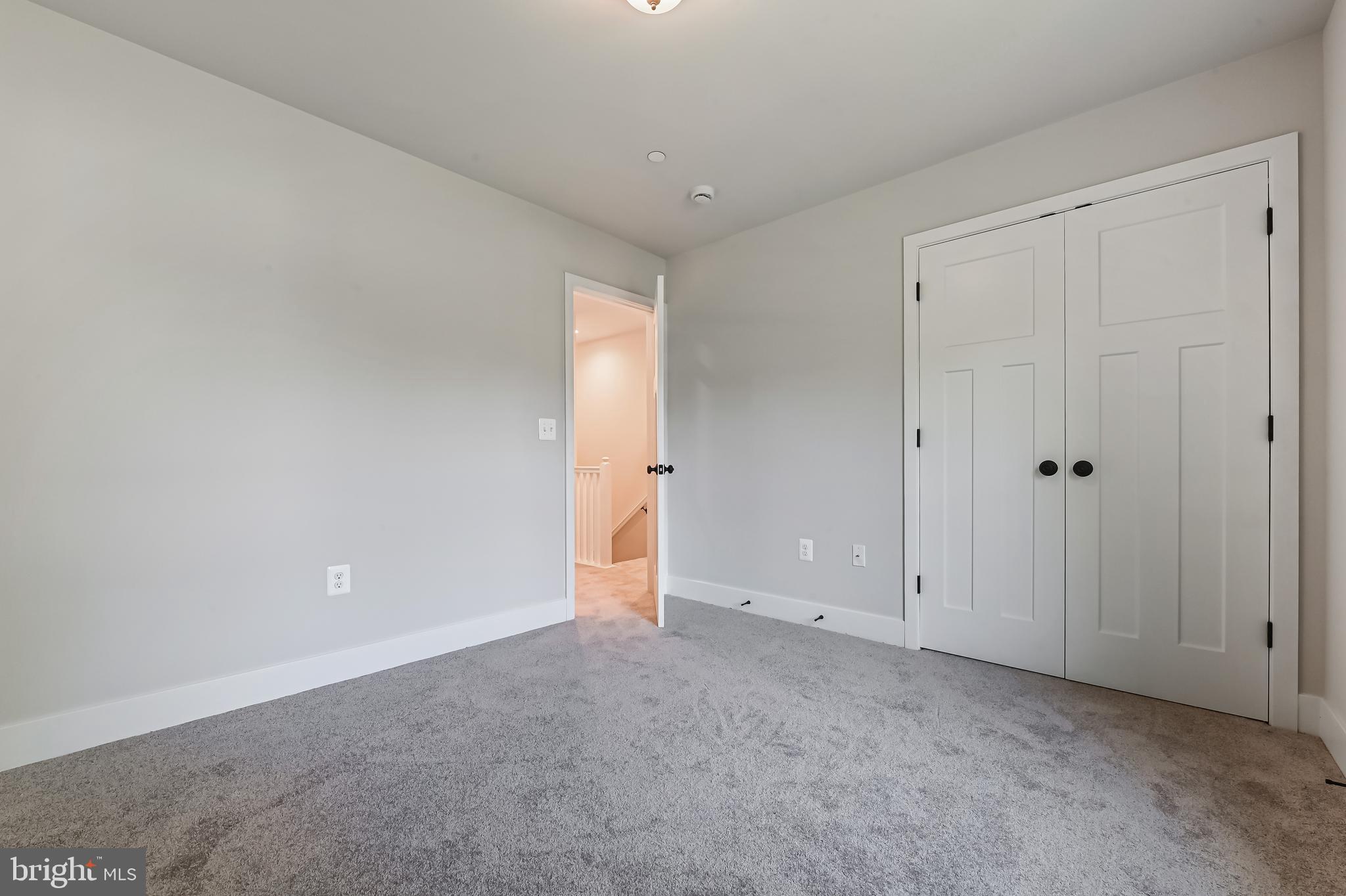 LOCH HAVEN BEACH - Residential