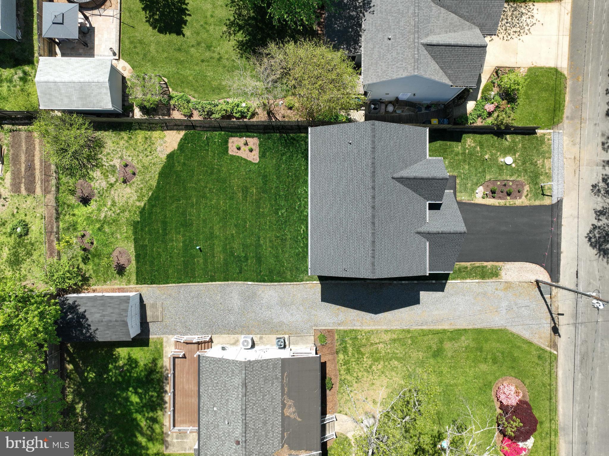 3519 CEDAR DRIVE