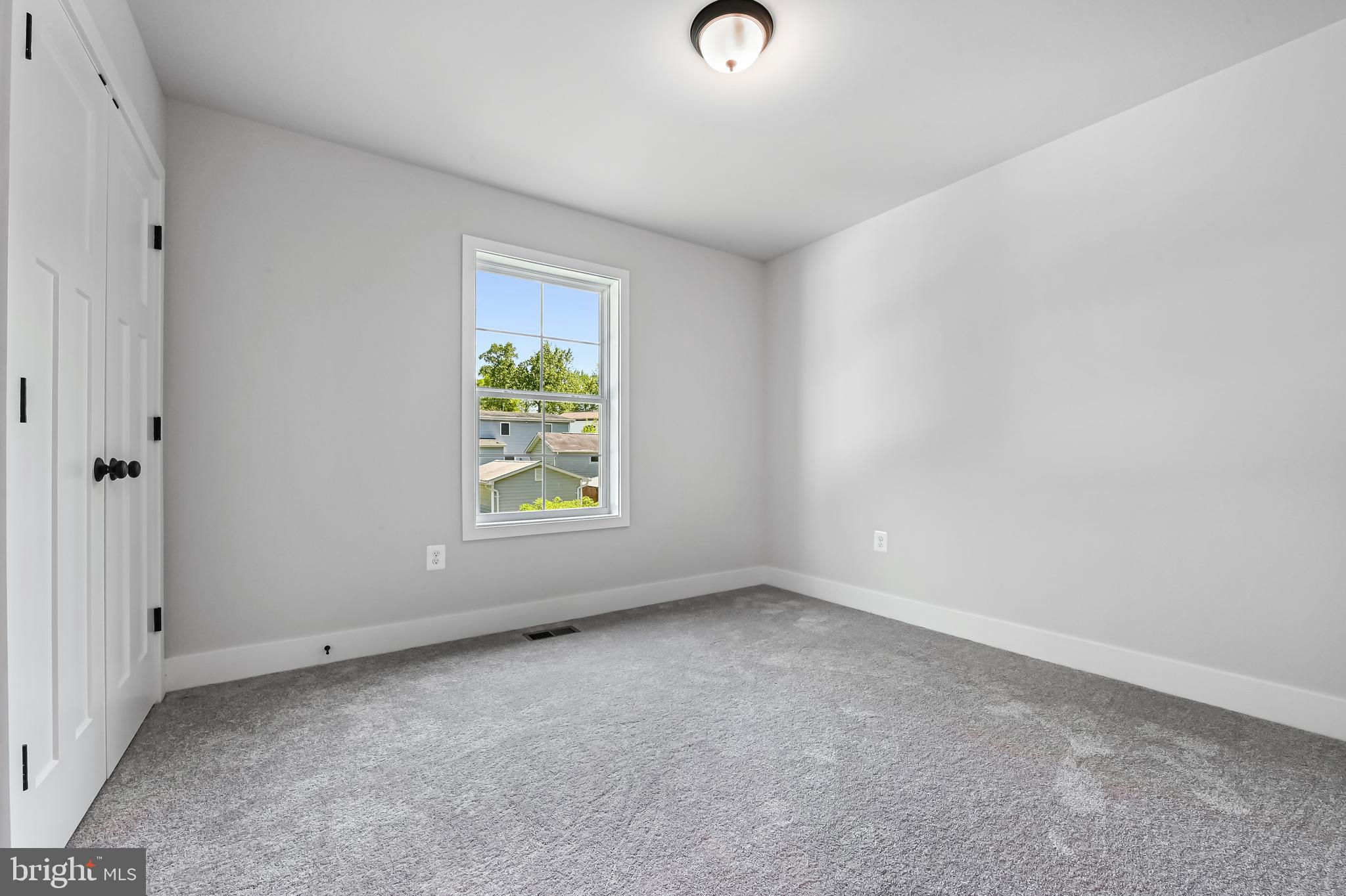 LOCH HAVEN BEACH - Residential