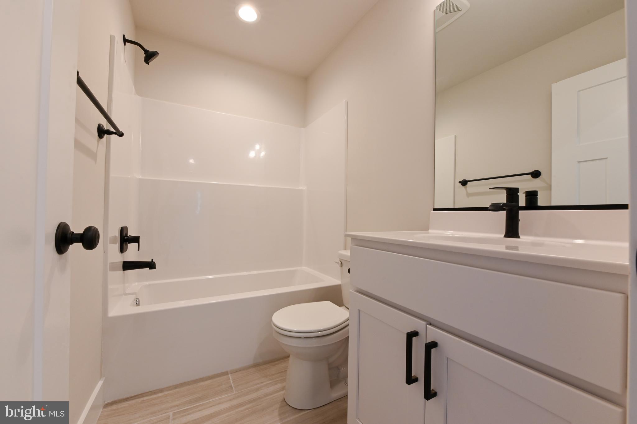 LOCH HAVEN BEACH - Residential