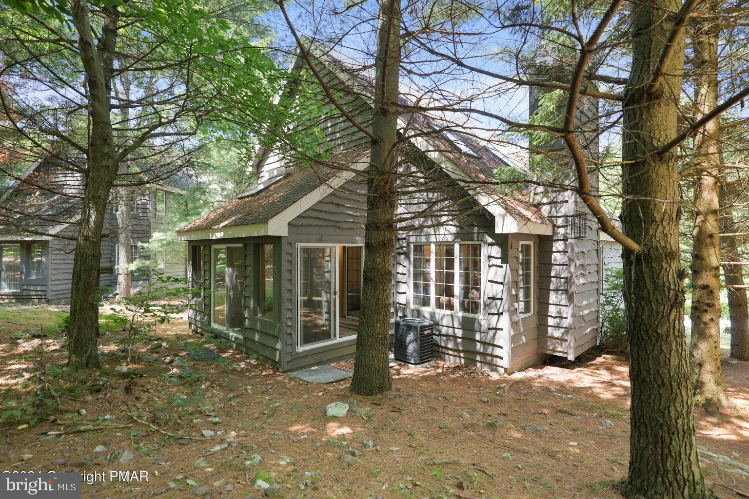 SNOW RIDGE VILLAGE - Residential