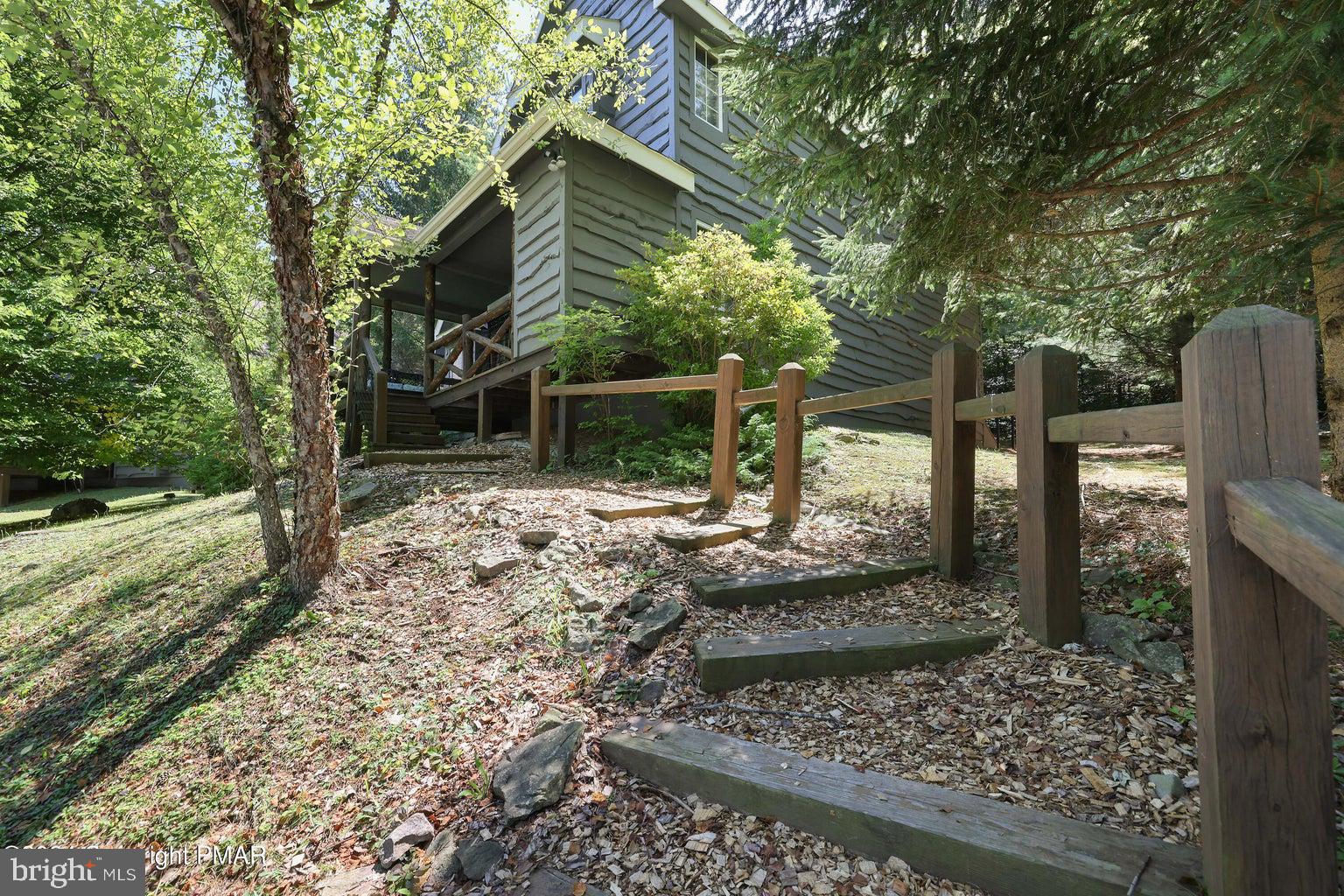 SNOW RIDGE VILLAGE - Residential