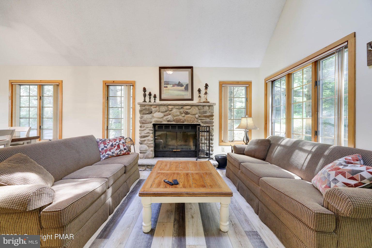 SNOW RIDGE VILLAGE - Residential