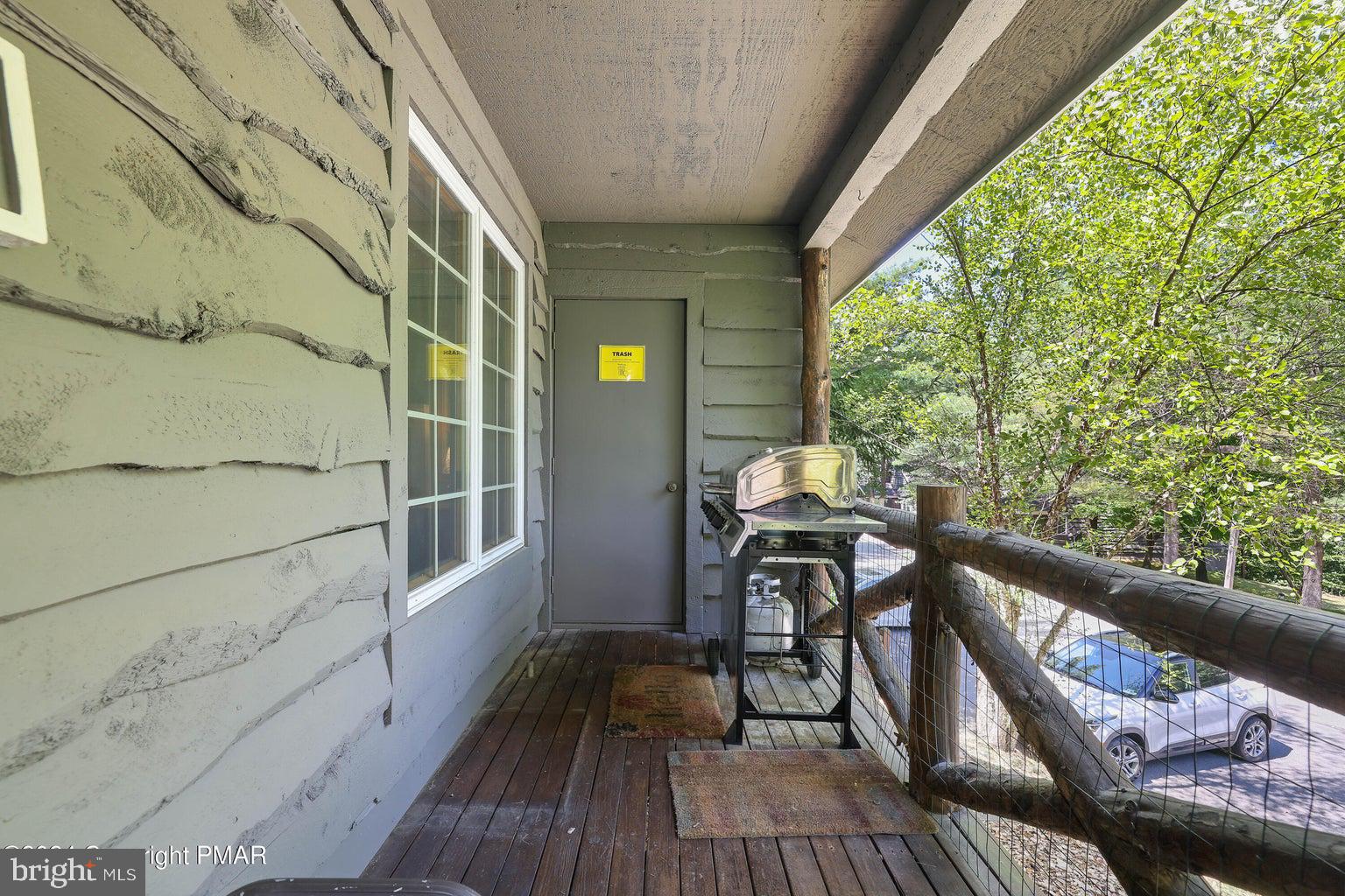 SNOW RIDGE VILLAGE - Residential