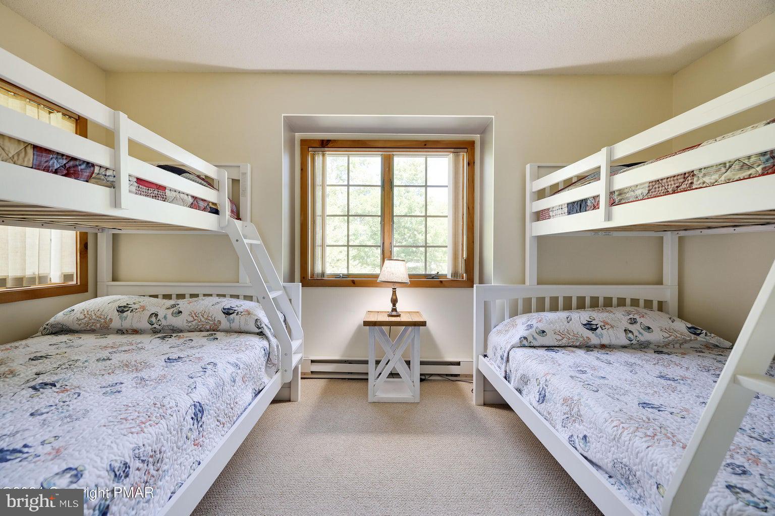 SNOW RIDGE VILLAGE - Residential