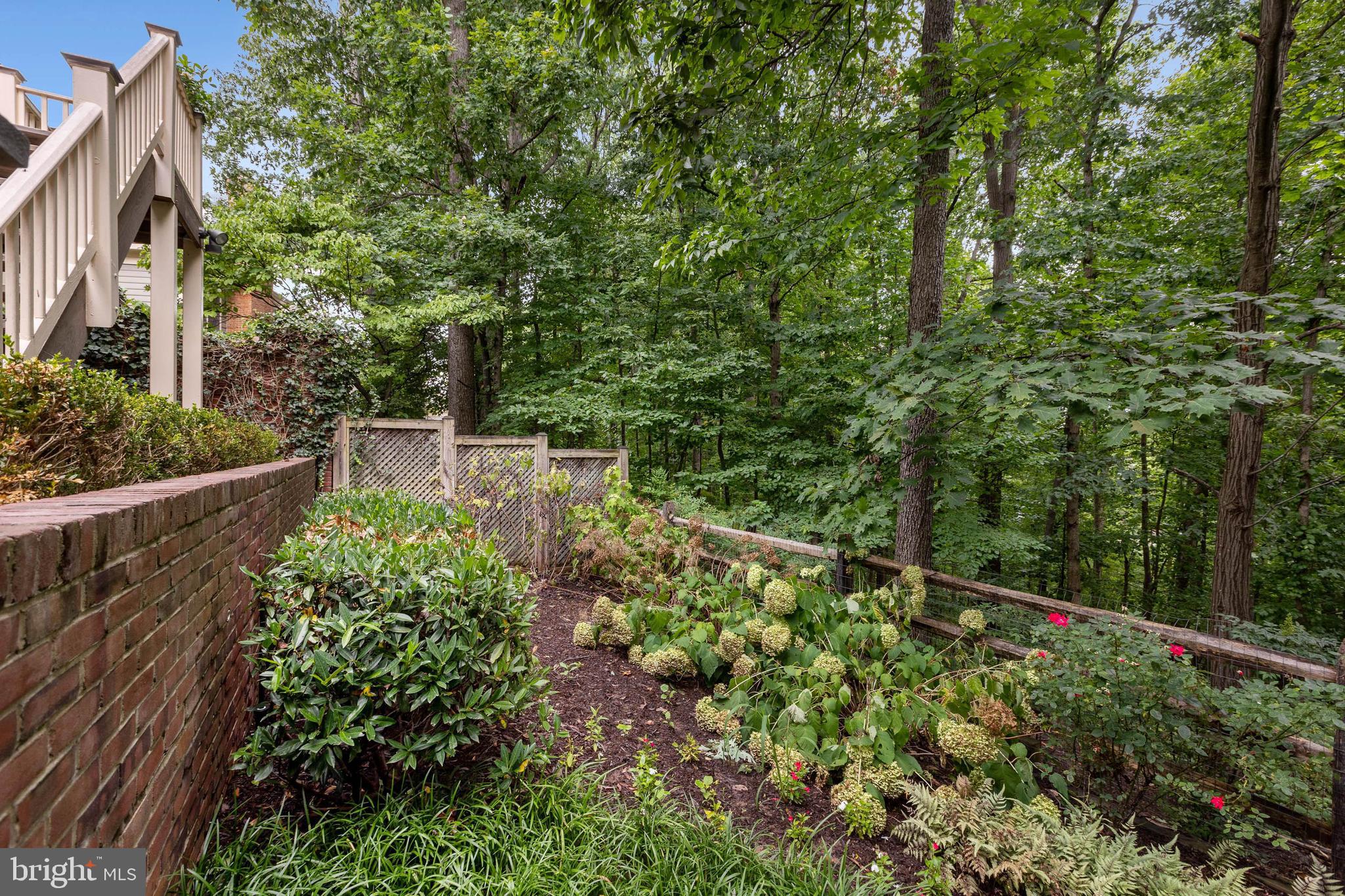 POTOMAC CREST - Residential