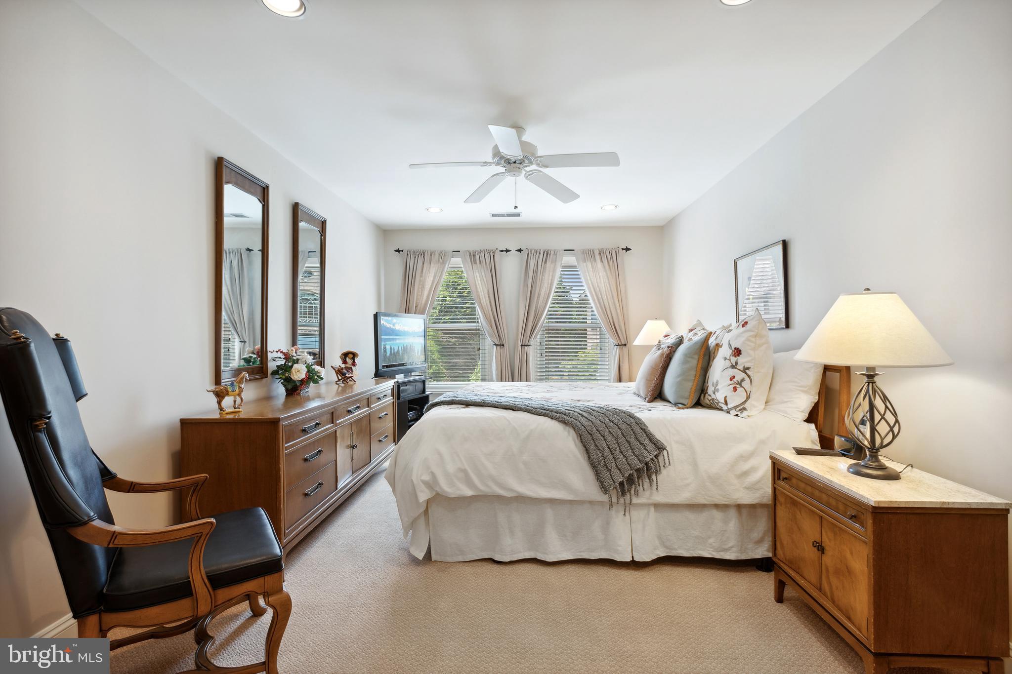 POTOMAC CREST - Residential