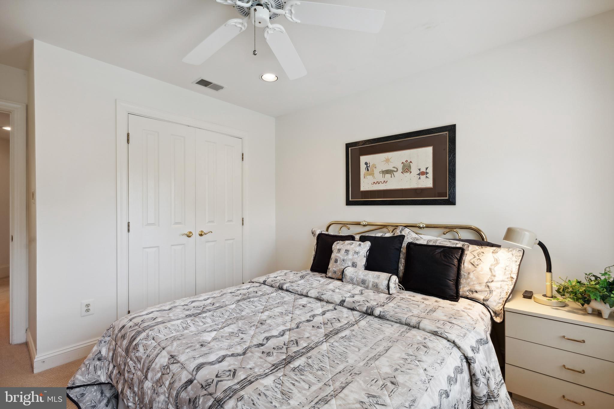 POTOMAC CREST - Residential