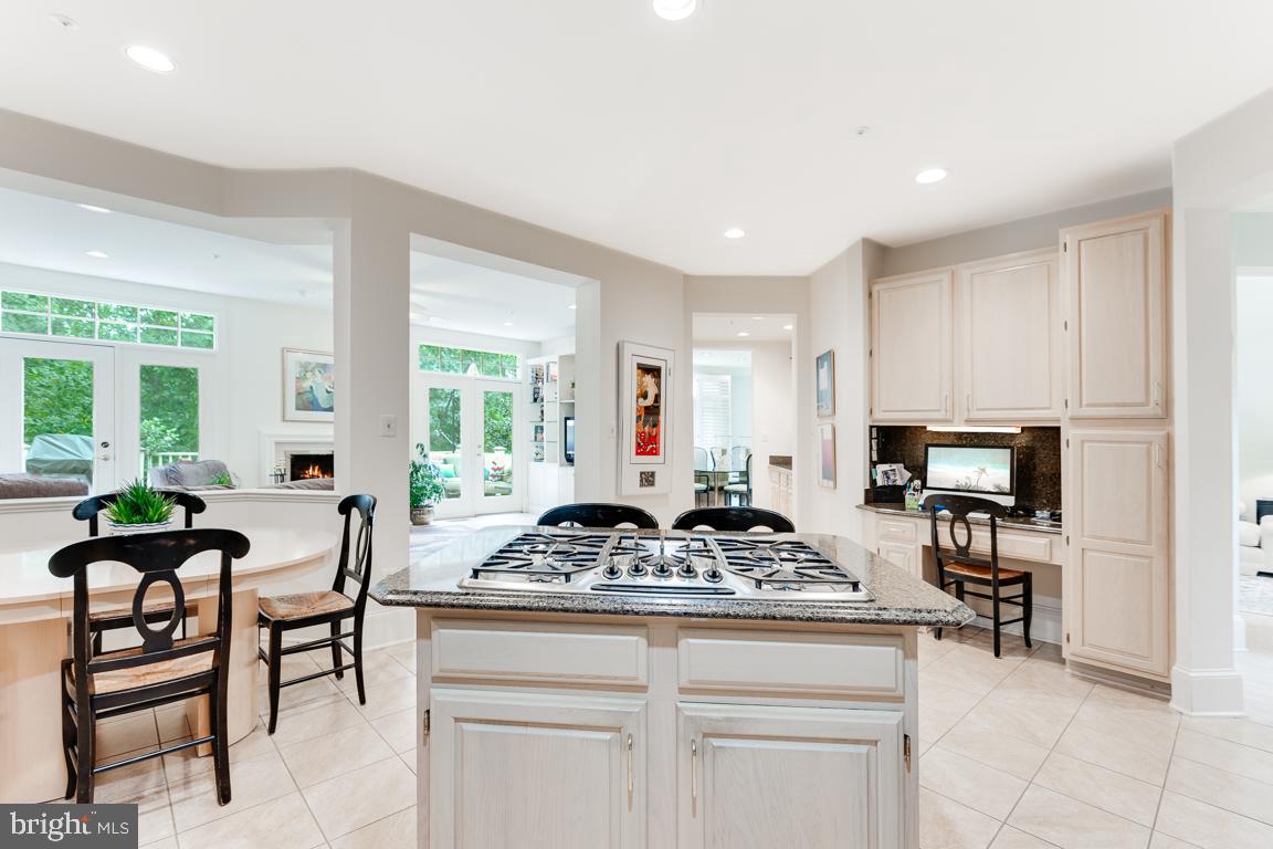 POTOMAC CREST - Residential